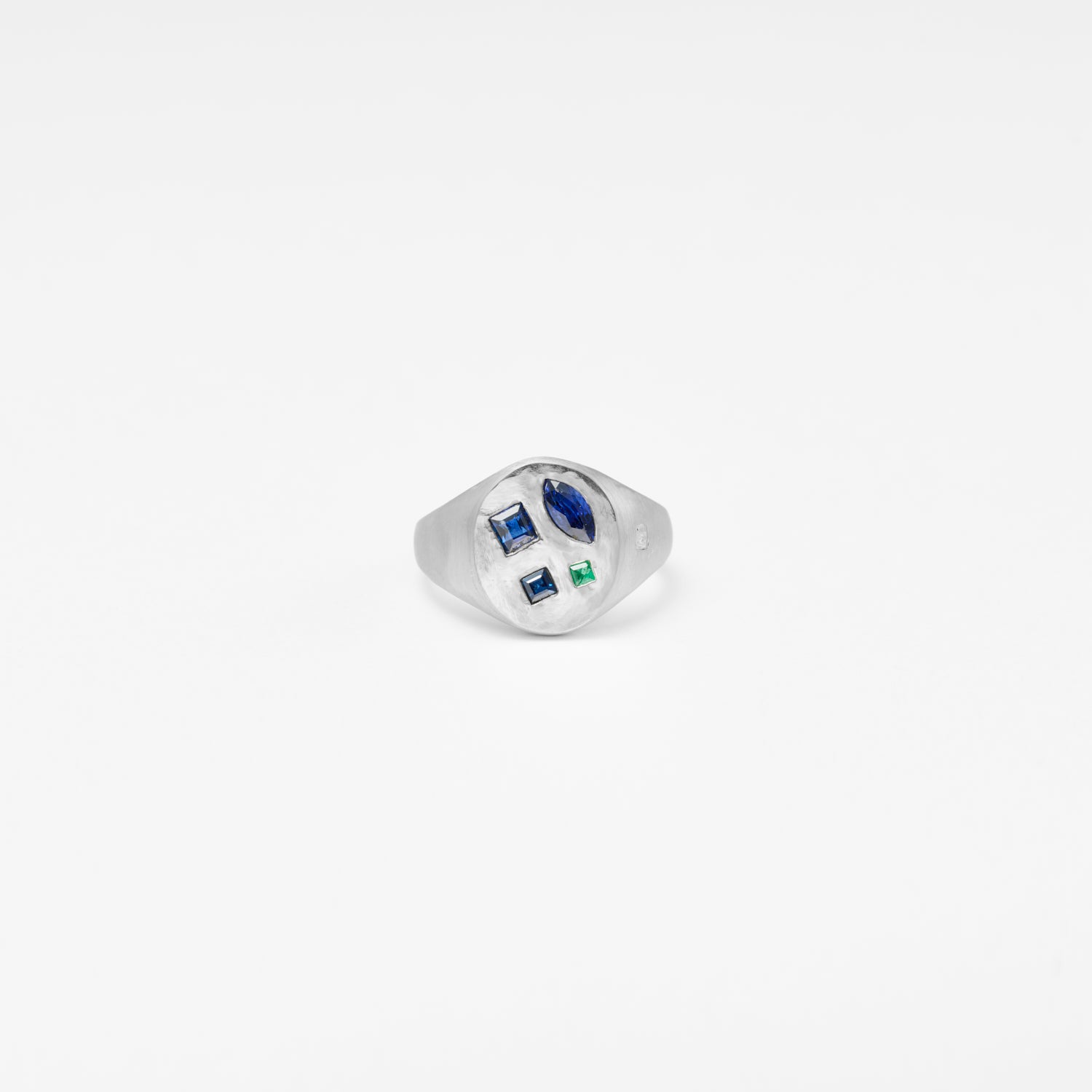 【 NEW 】Gem signet ring