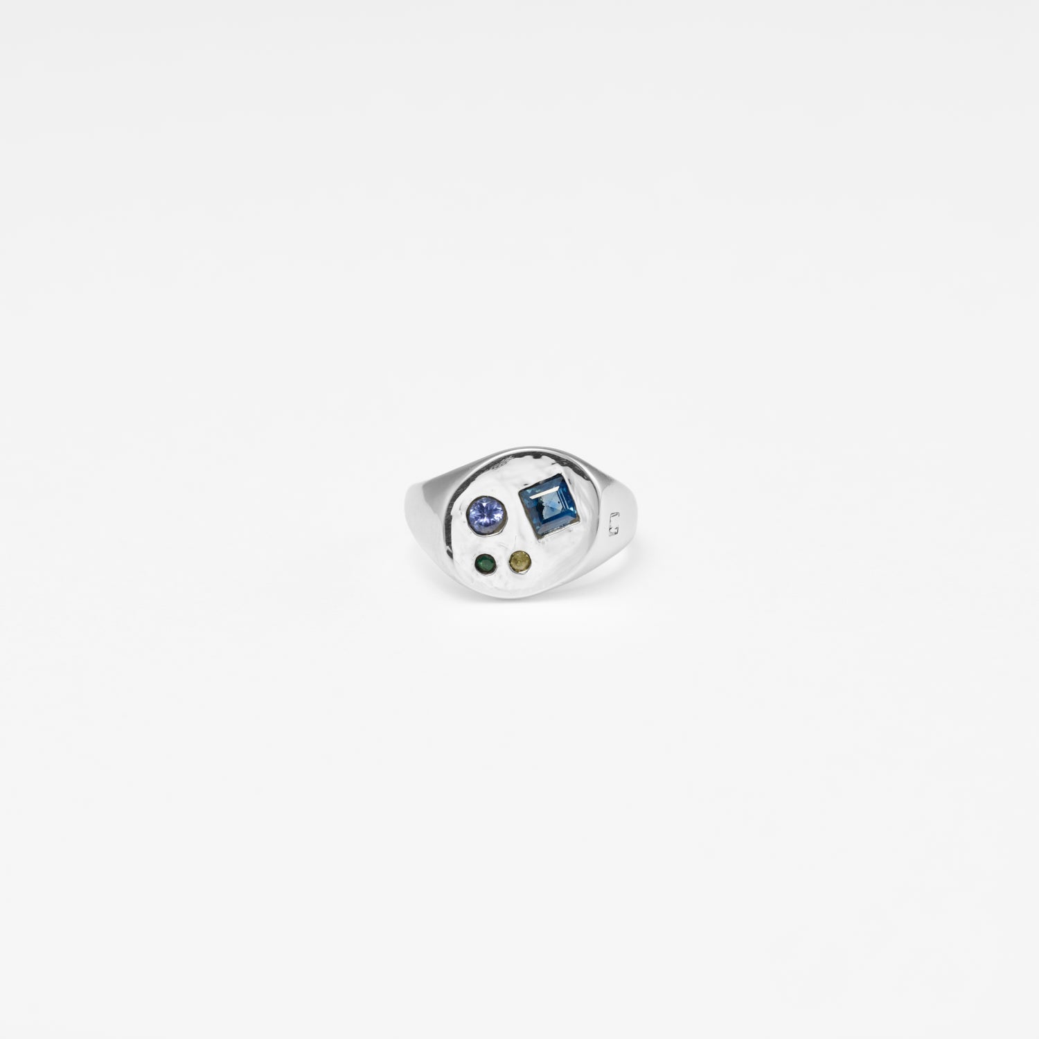 【 NEW 】Gem signet ring