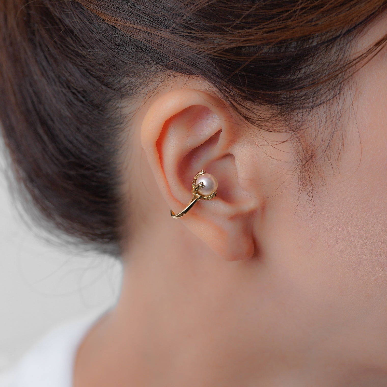 ring motif ear cuff (gold /pearl)