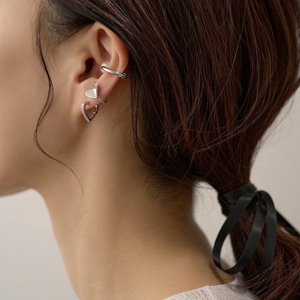 Silver line earring( 22㎜/8㎜ creamrose pearl/Silver )