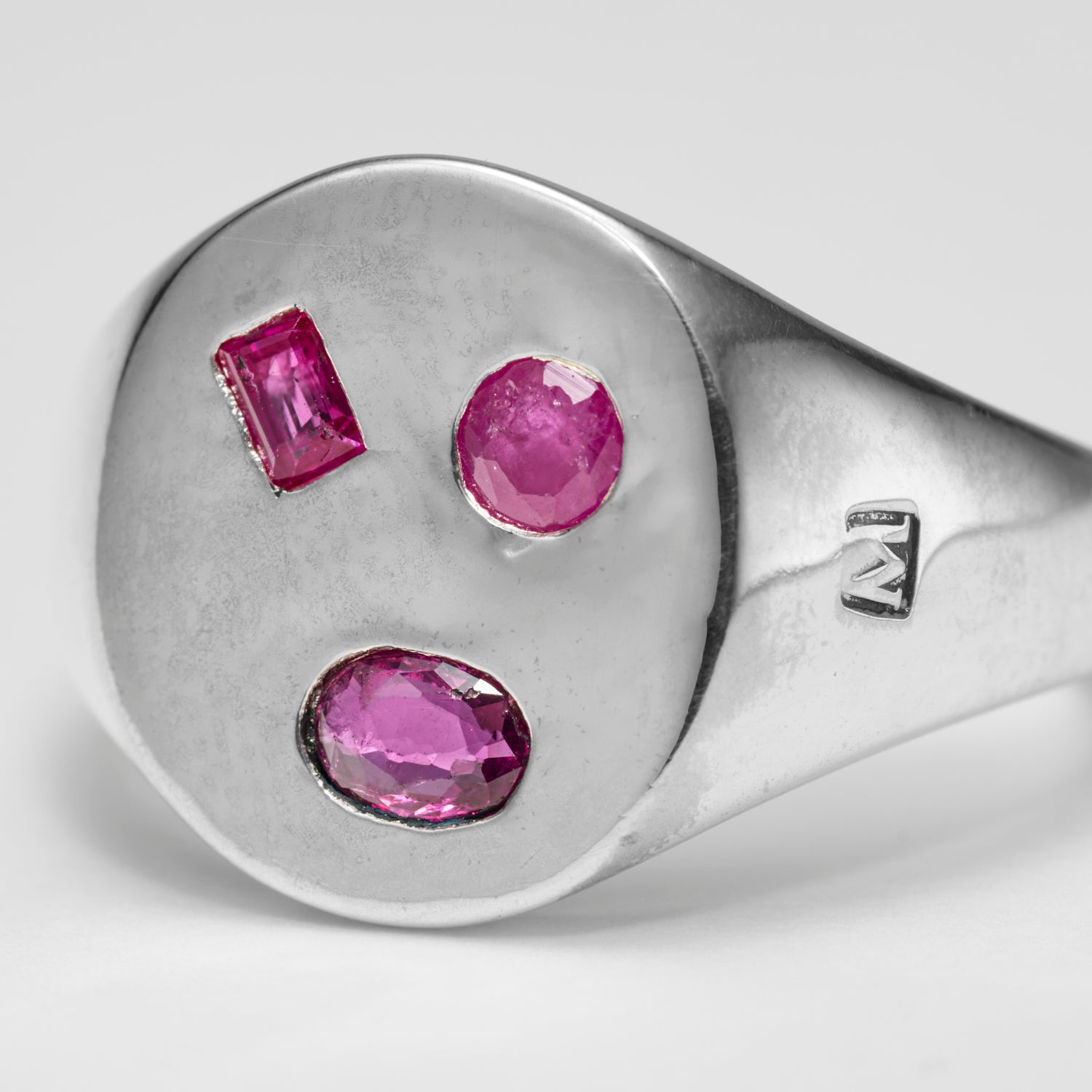 【 NEW 】Gem signet ring