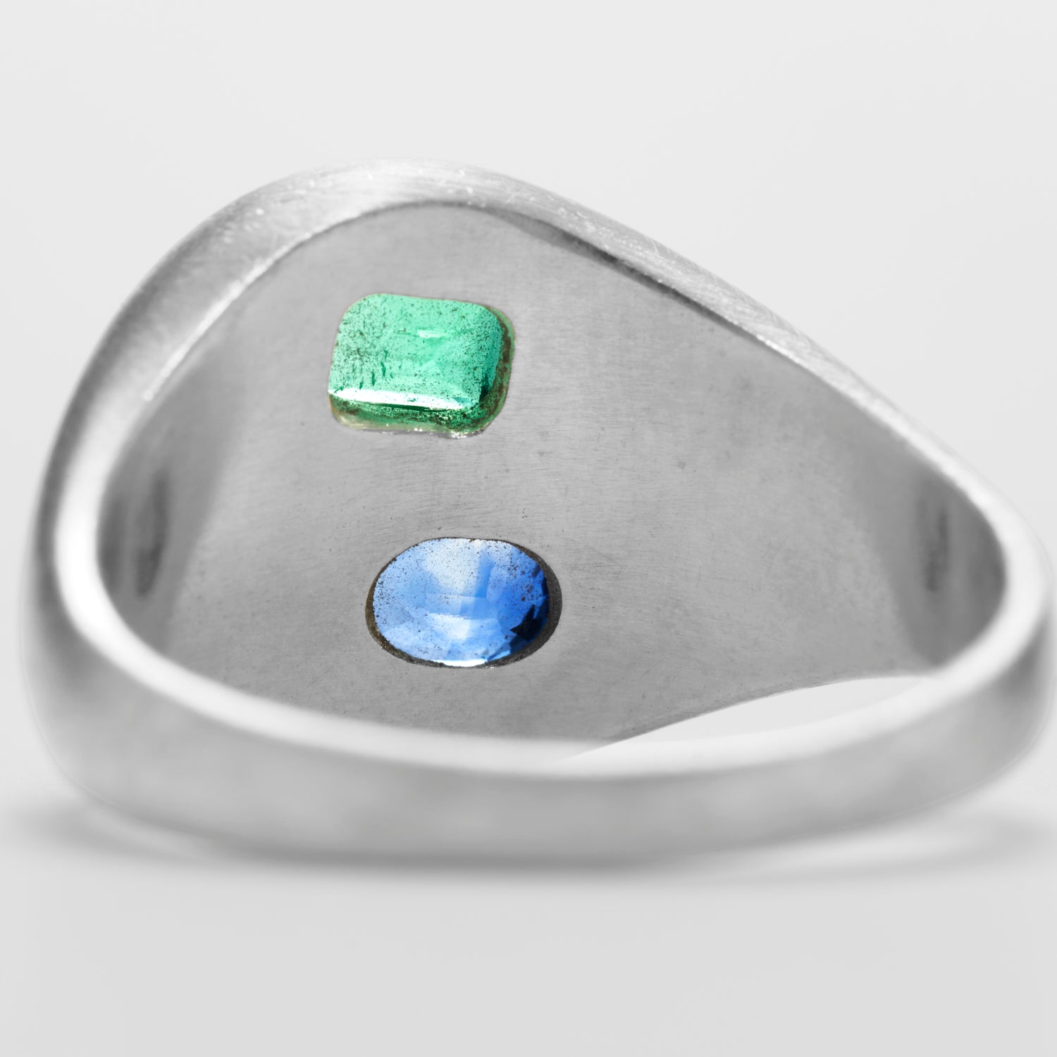 【 NEW 】Gem signet ring