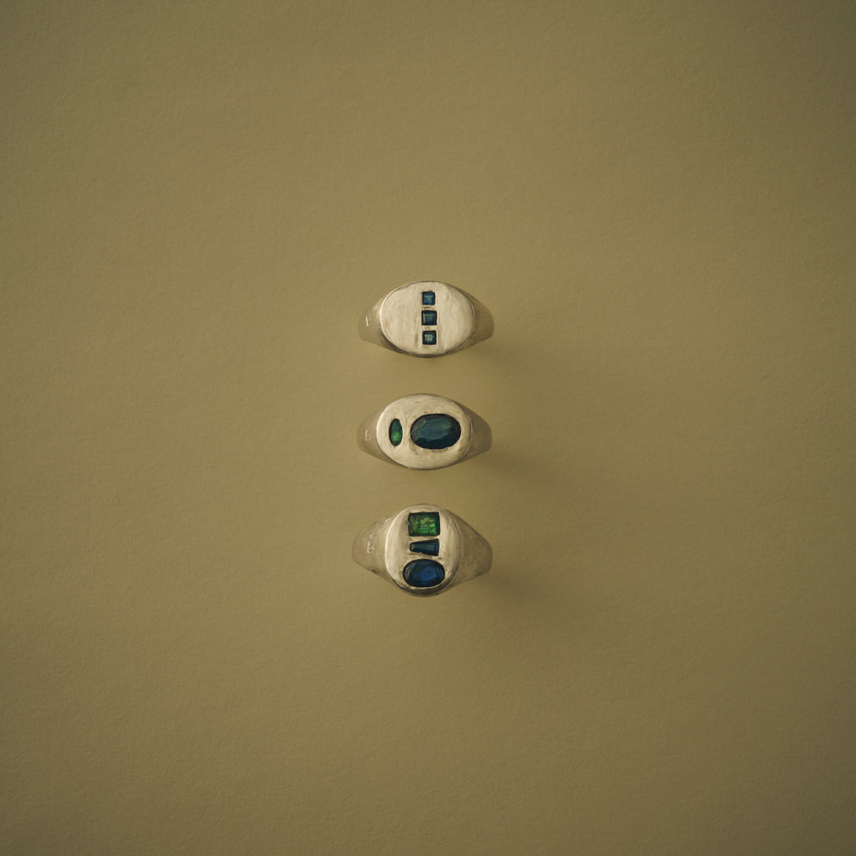 【 NEW 】Gem signet ring