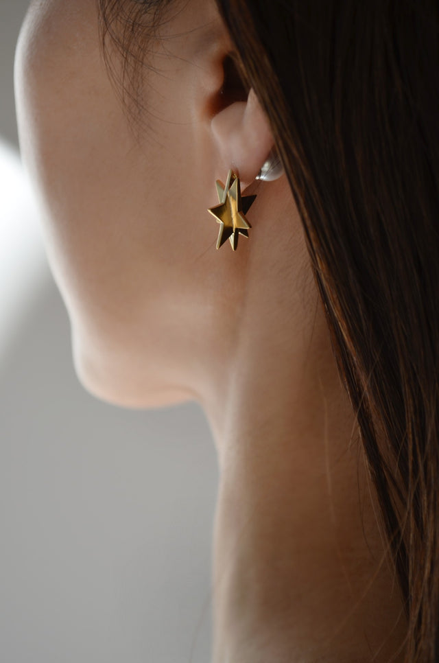 star pierce (cubic star / gold)