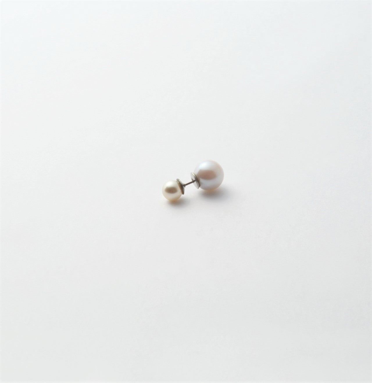 basic pearl rivets (6mm white pearl × 9mm white pearl)