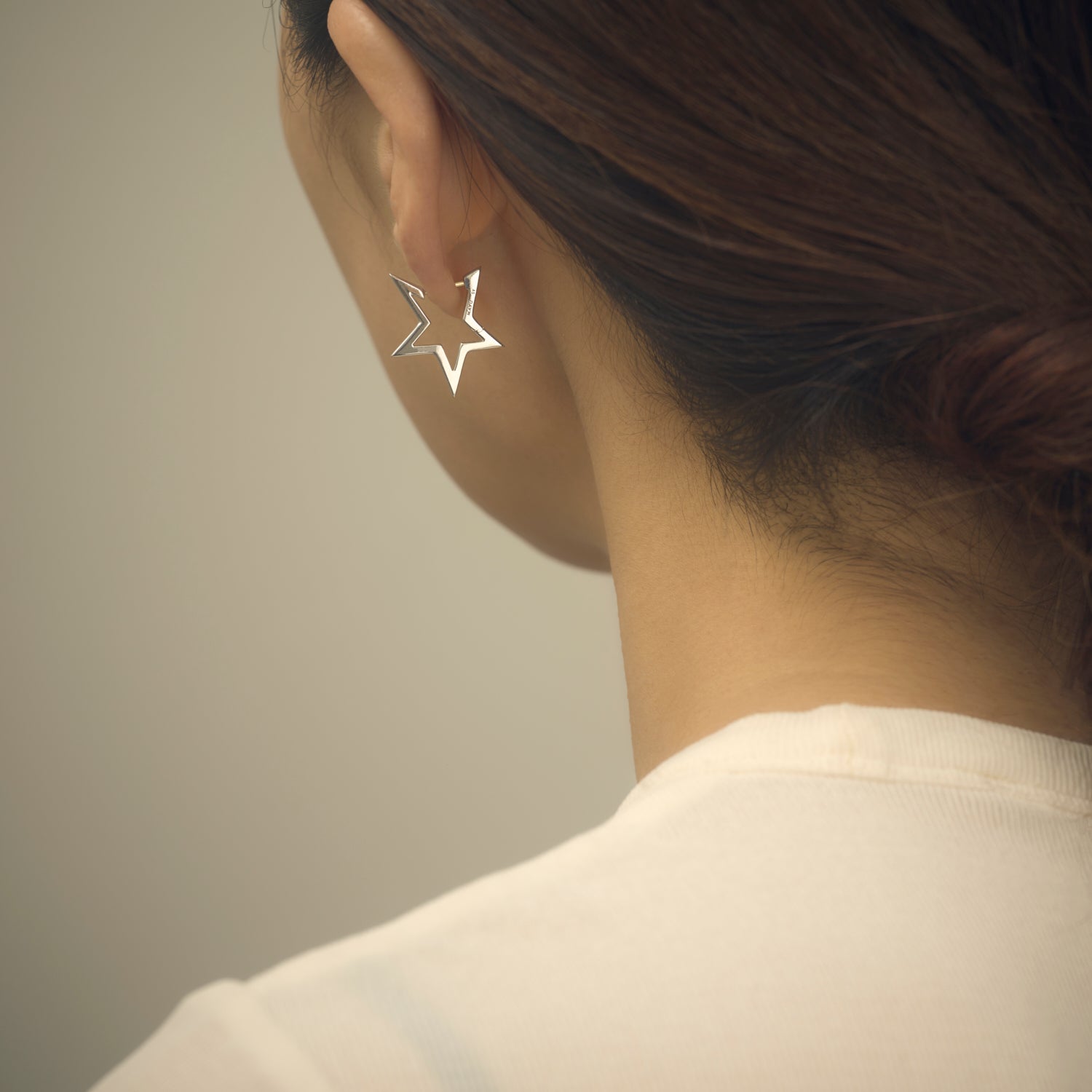 Hoop star pierced earring (Silver)