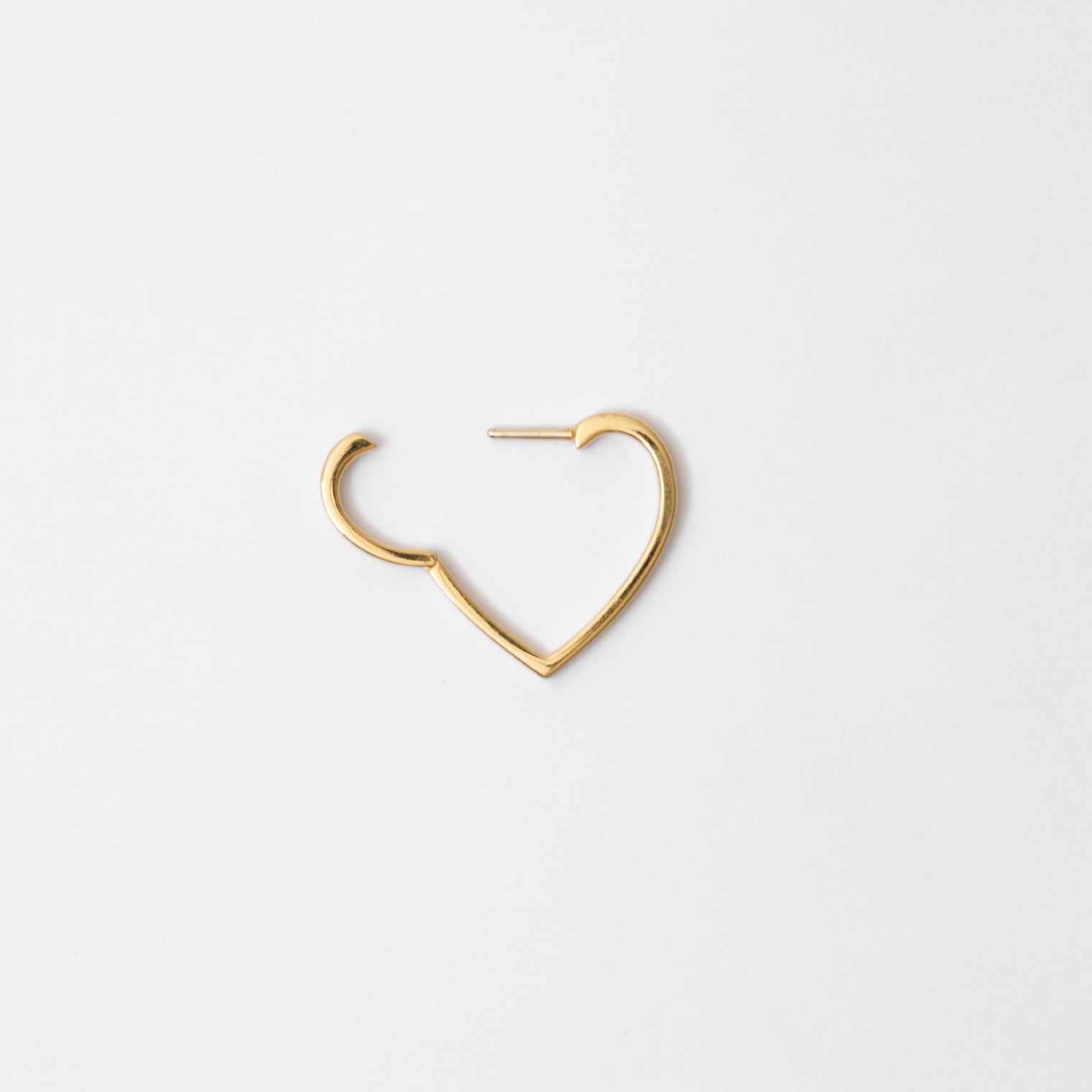 Hoop heart pierced earring (small / gold)