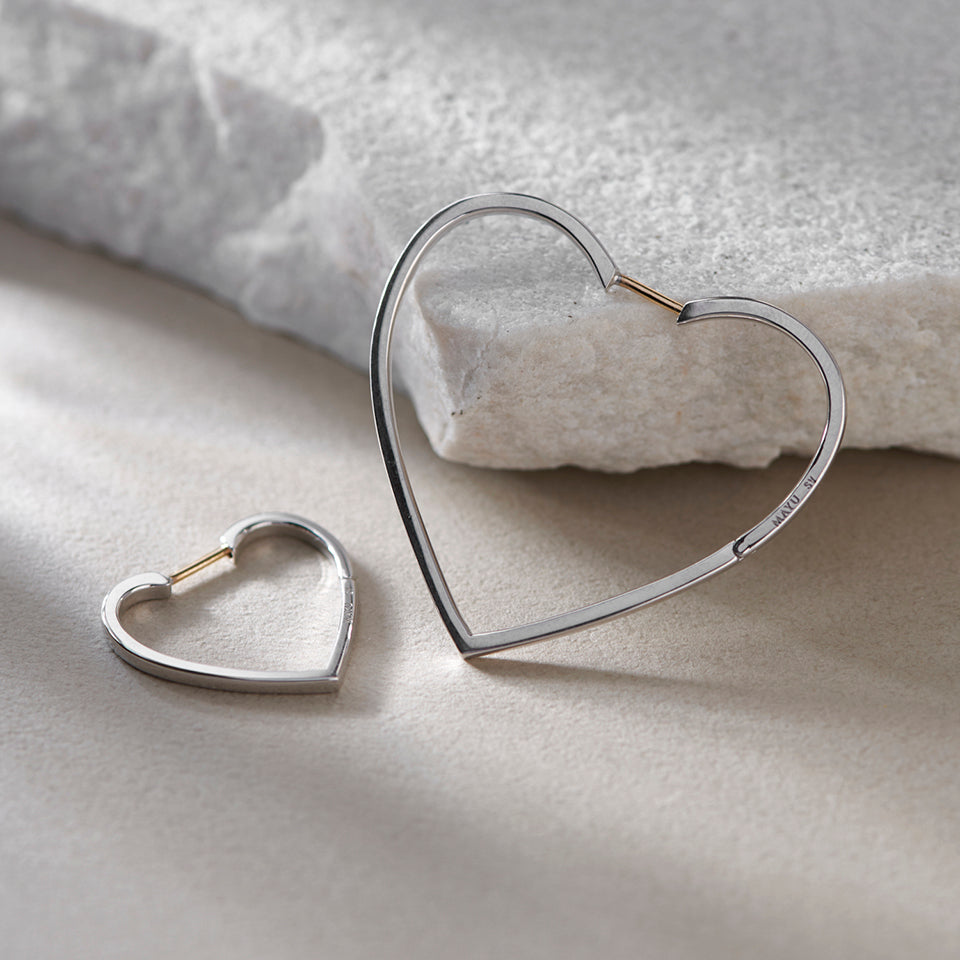 Hoop heart pierced earring (small / silver)