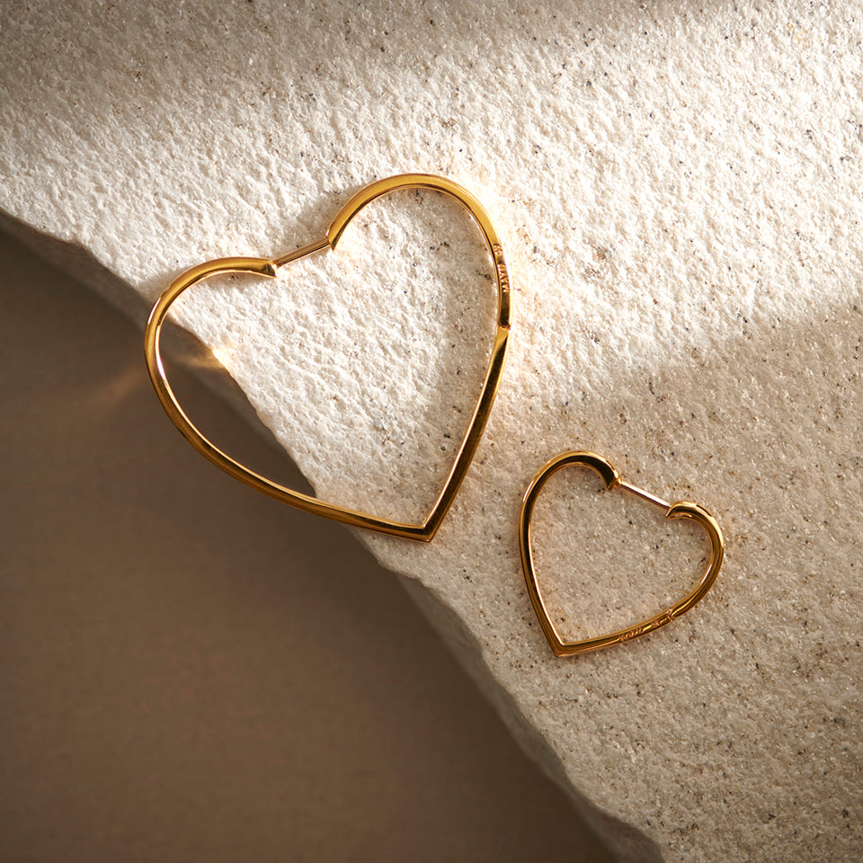 Hoop heart pierced earring ( large / gold)
