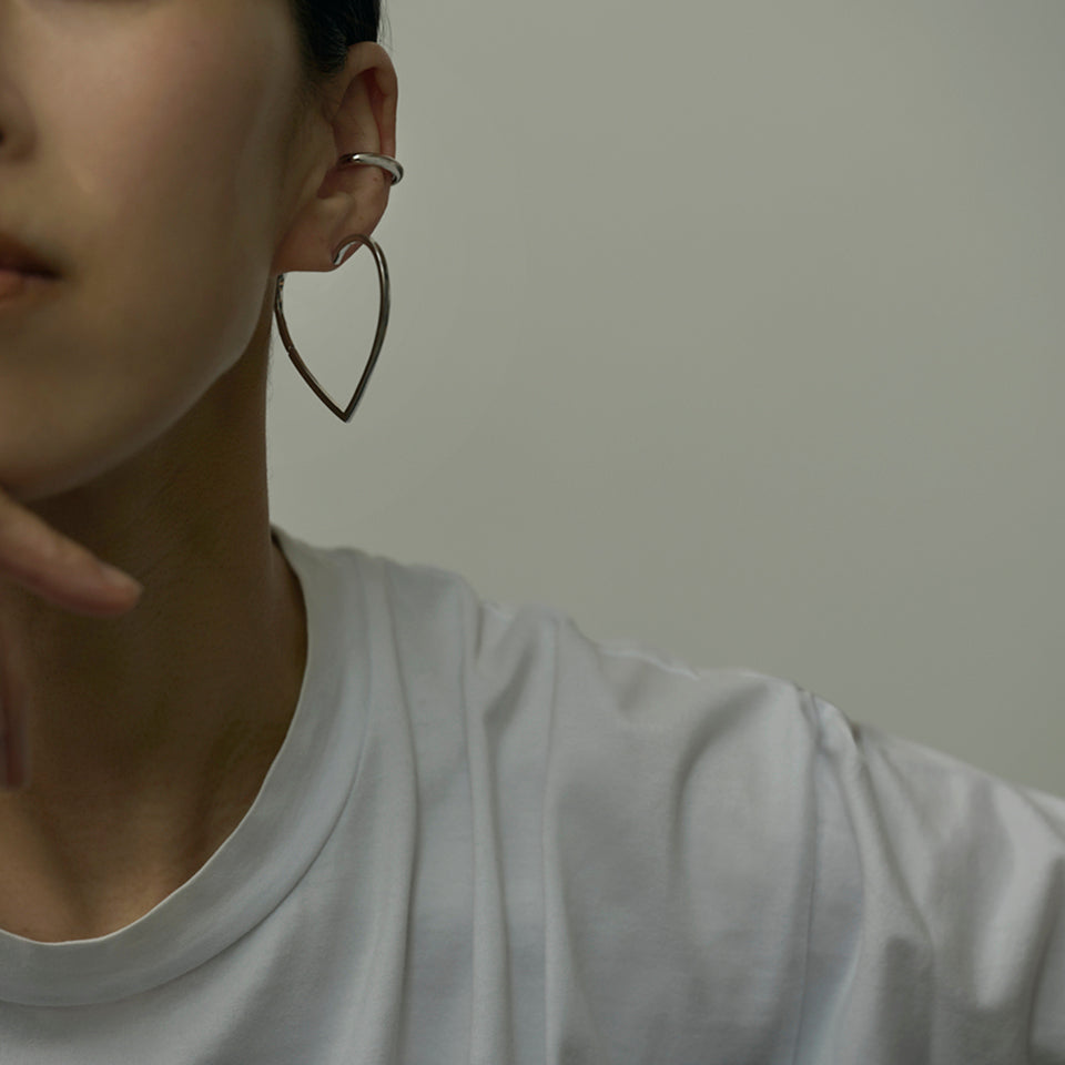 Hoop heart pierced earring ( large / gold)