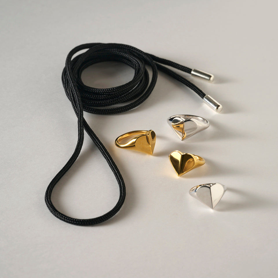 Heart signet ring ( gold )