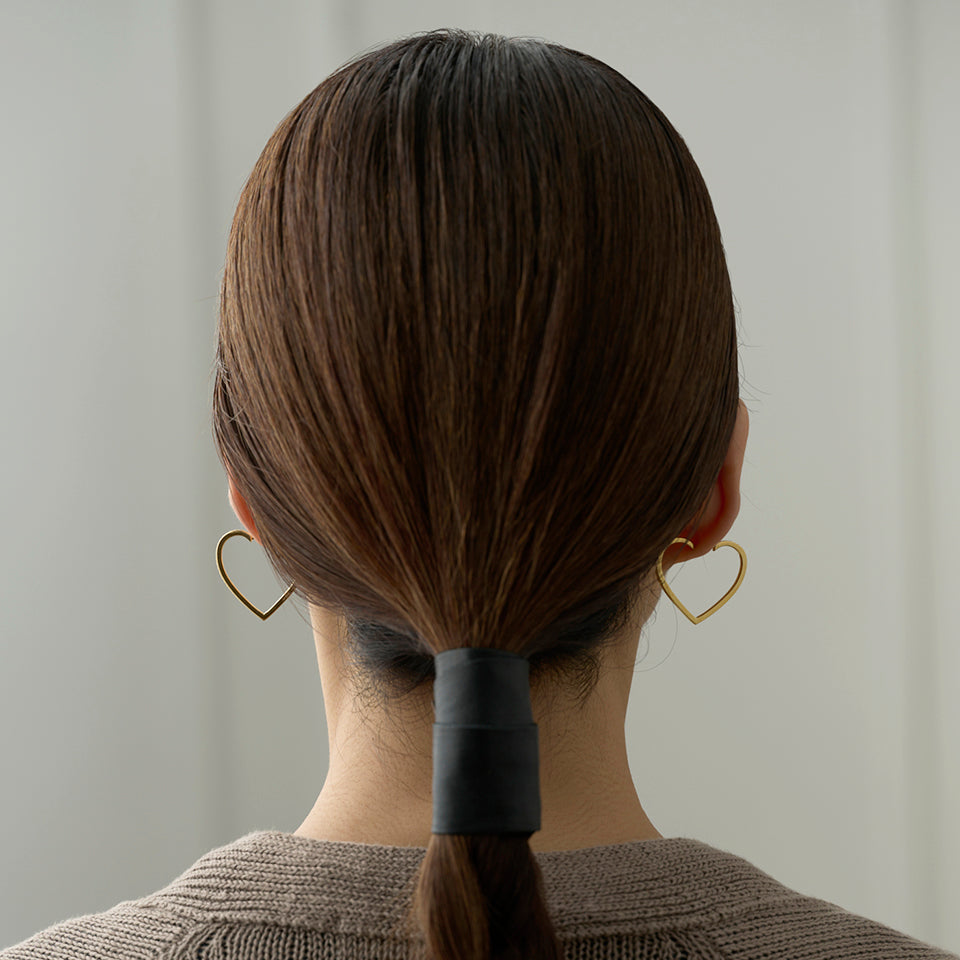 Hoop heart pierced earring (middle / gold)