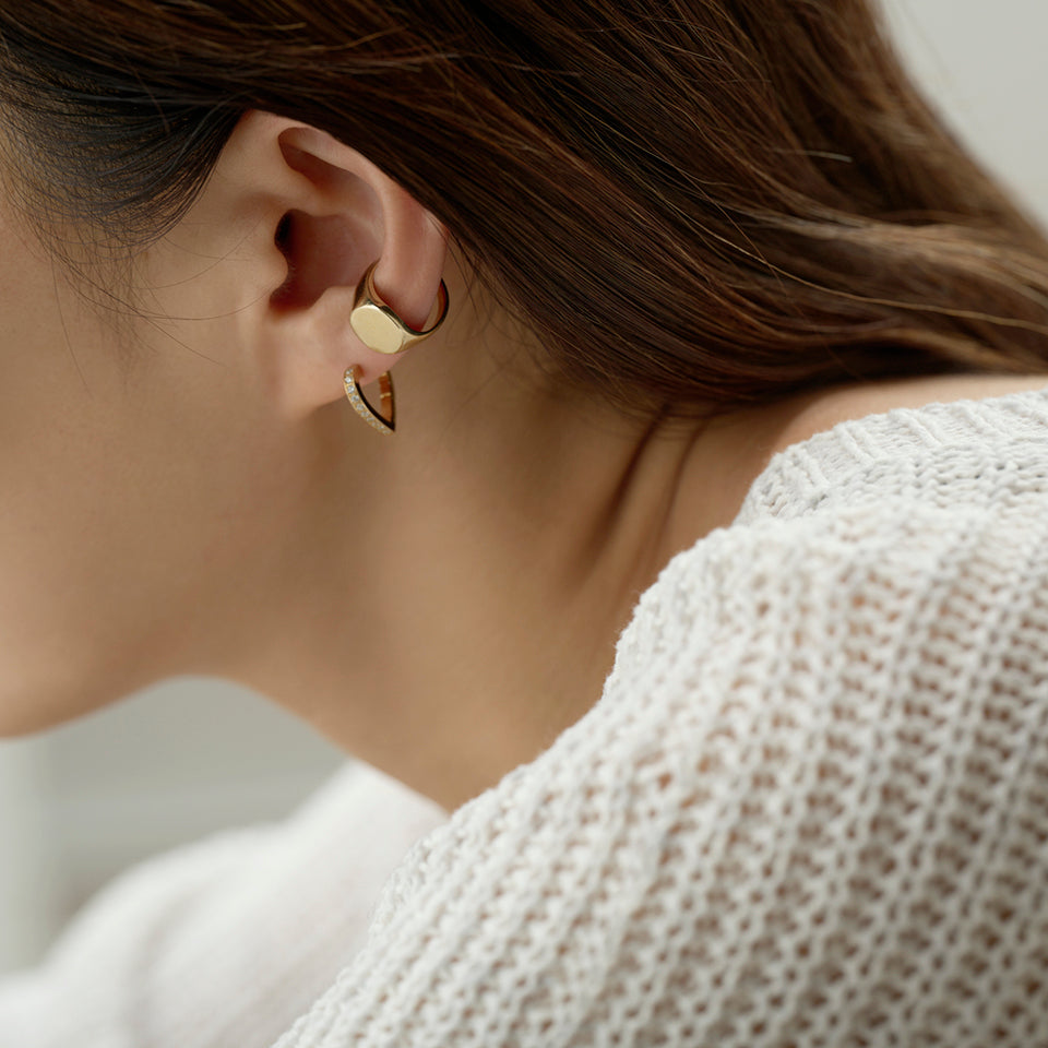 Hoop heart pierced earring (tiny / gold / cubic zirconia)