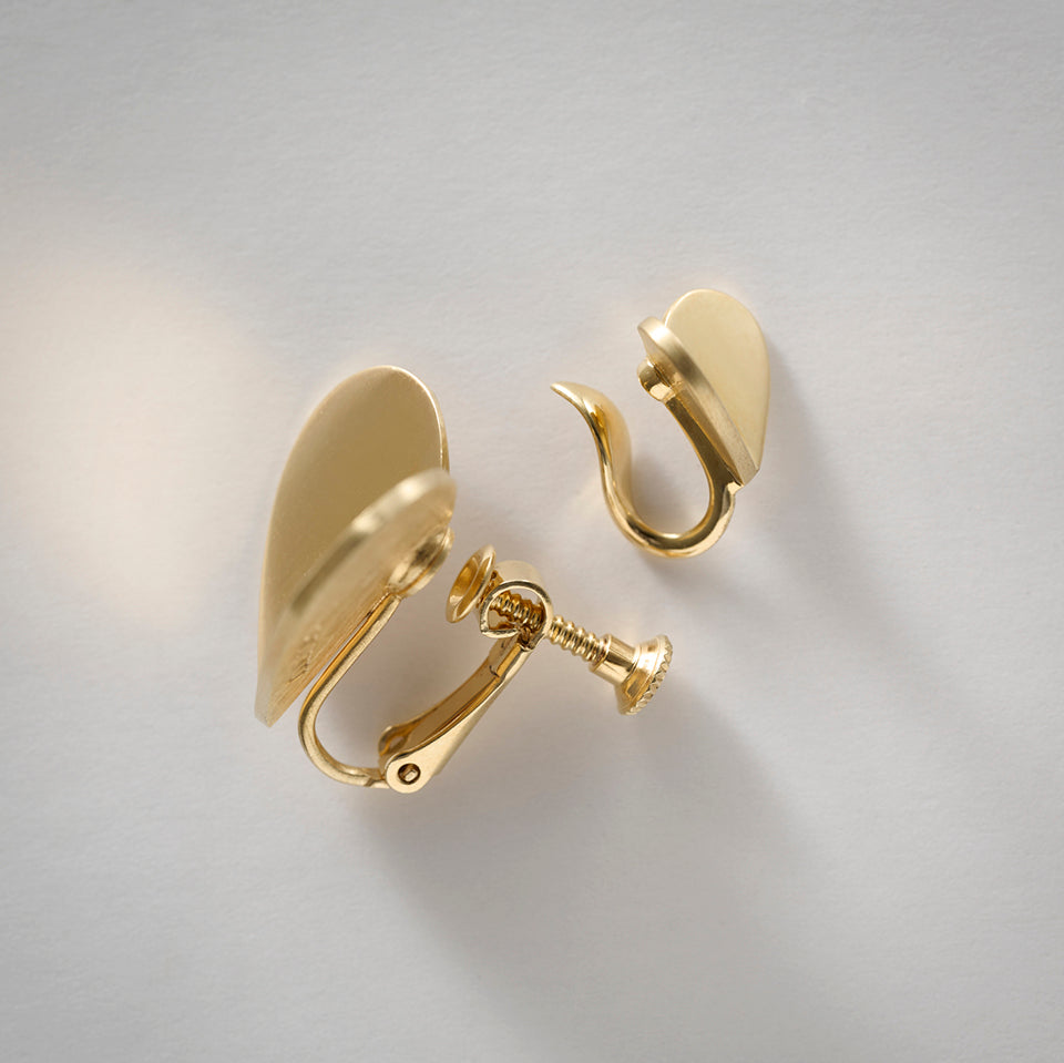 Middle heart earring