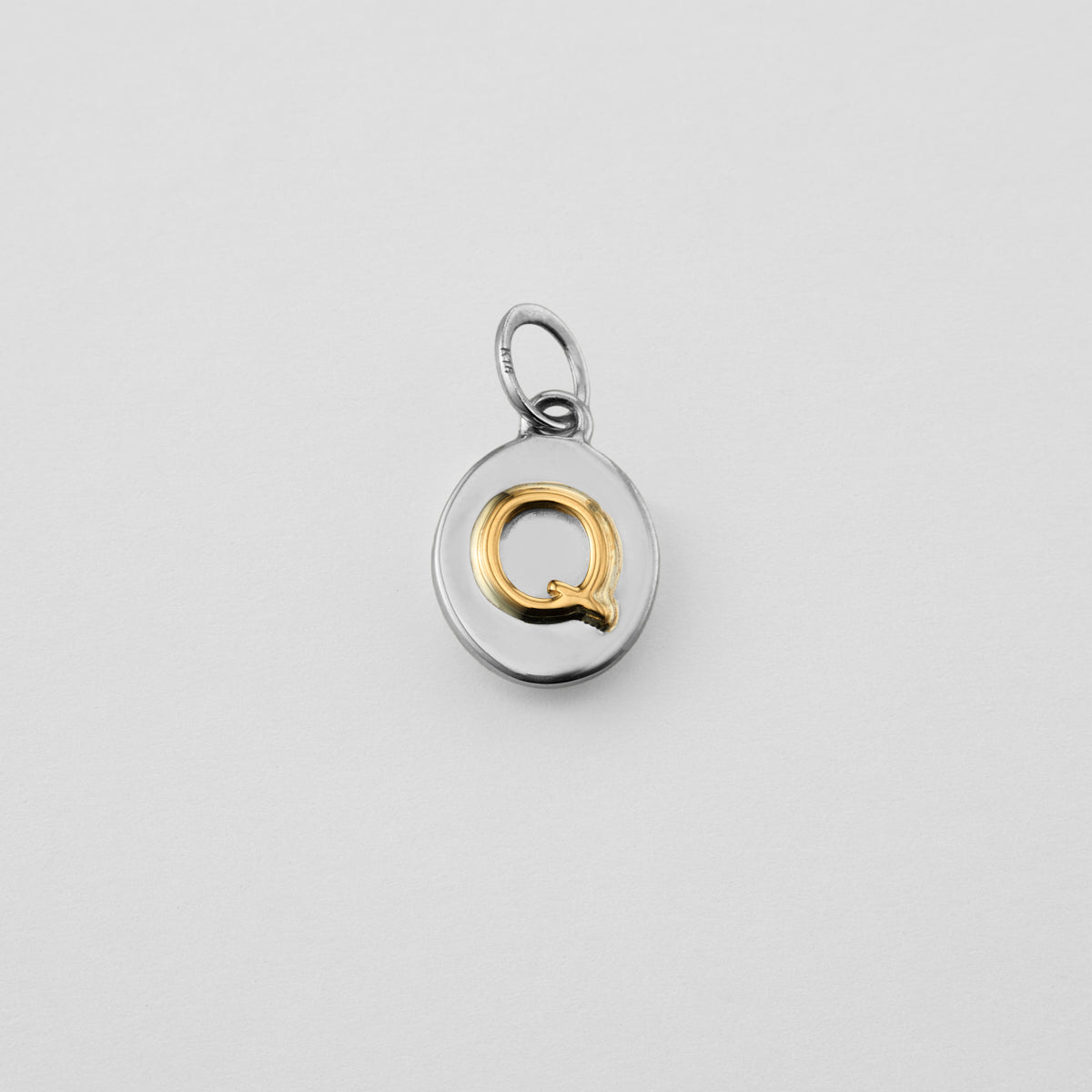 【NEW】Letter charm(Q)