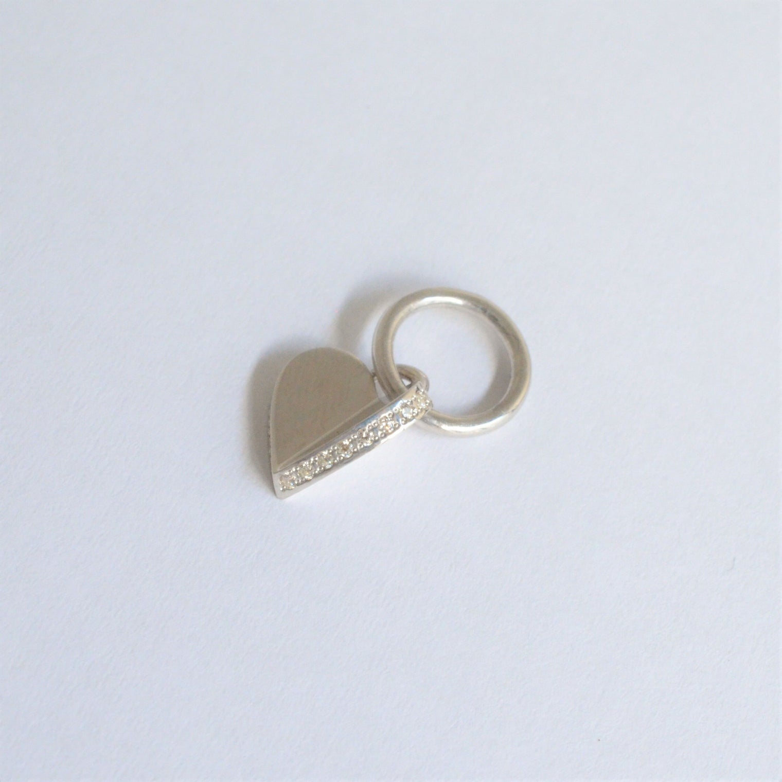 Small heart charm (silver / cubic zirconia)