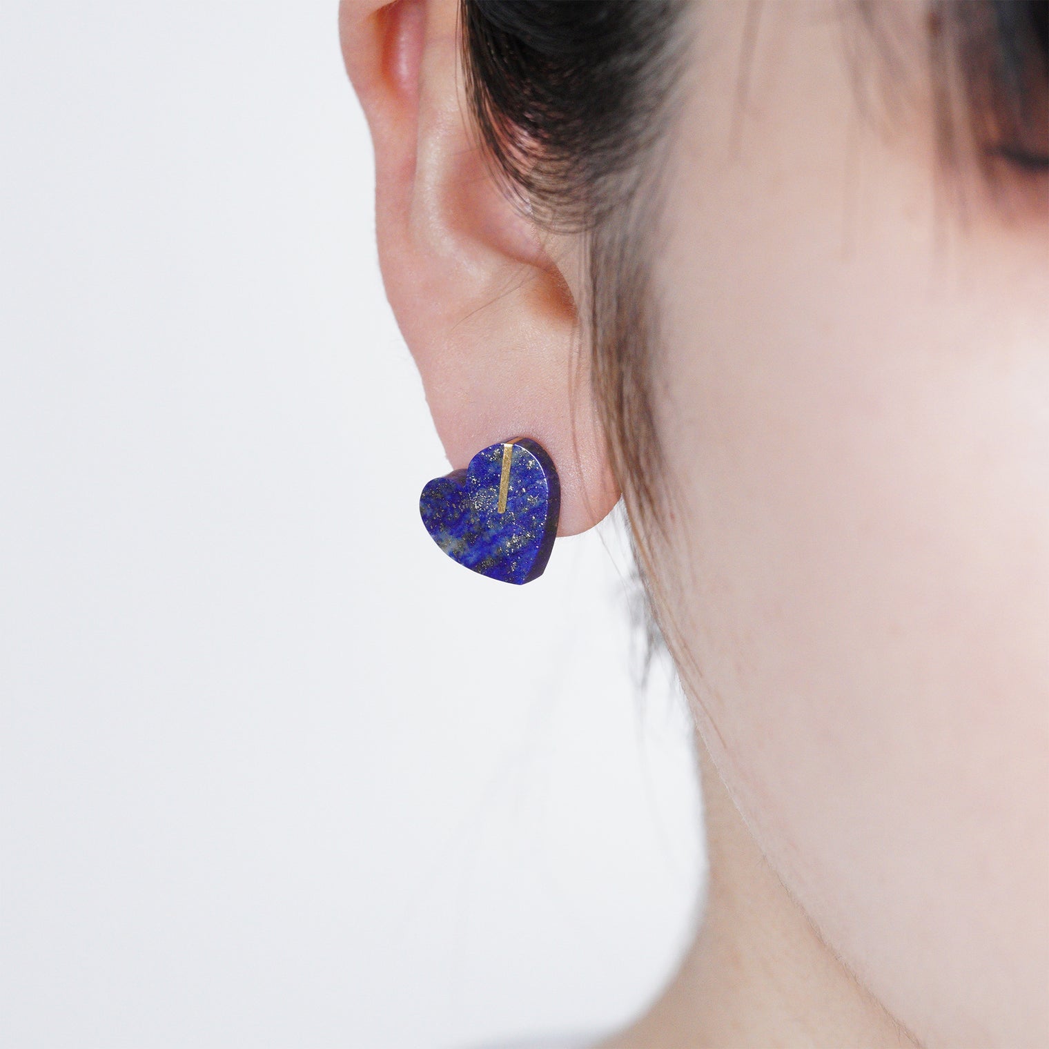【 One of a kind 】Heart pierced earring (Lapis lazuli / K10 post)