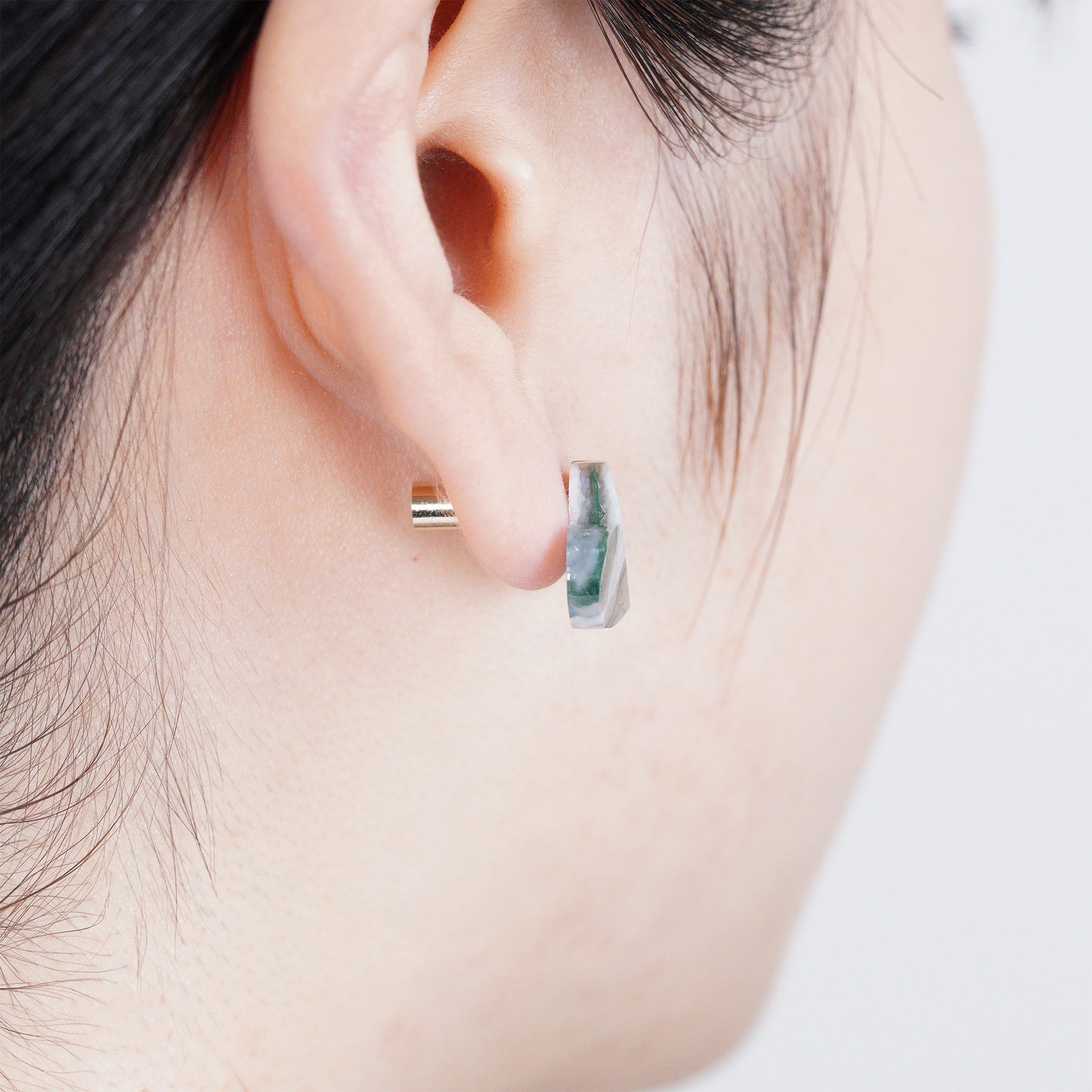 【 One of a kind 】Heart pierced earring (Moss agate / K10 post)