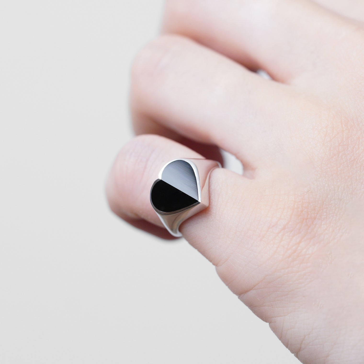 mini Heart ring (Onyx)