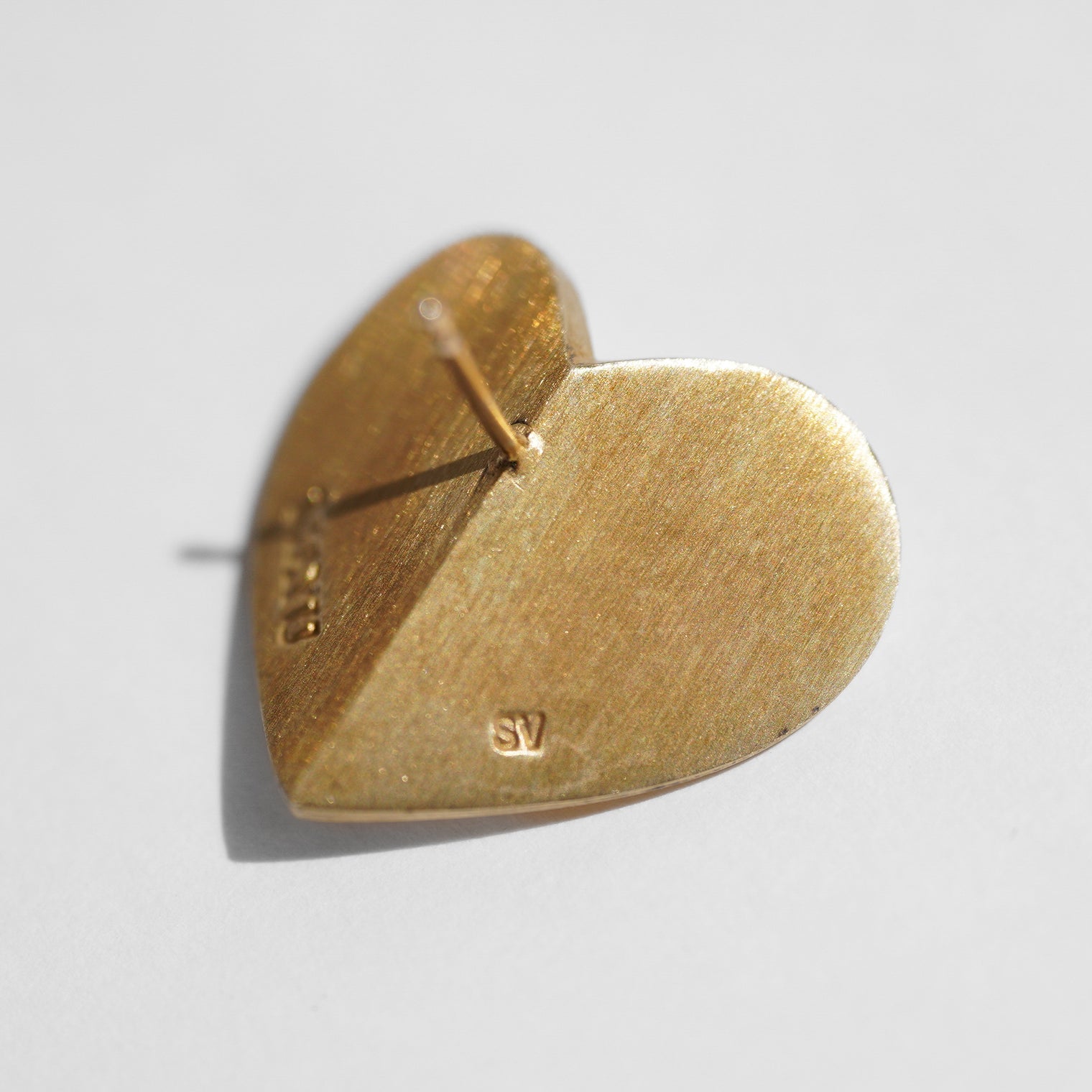 【an-other】Middle heart pierce (gold)