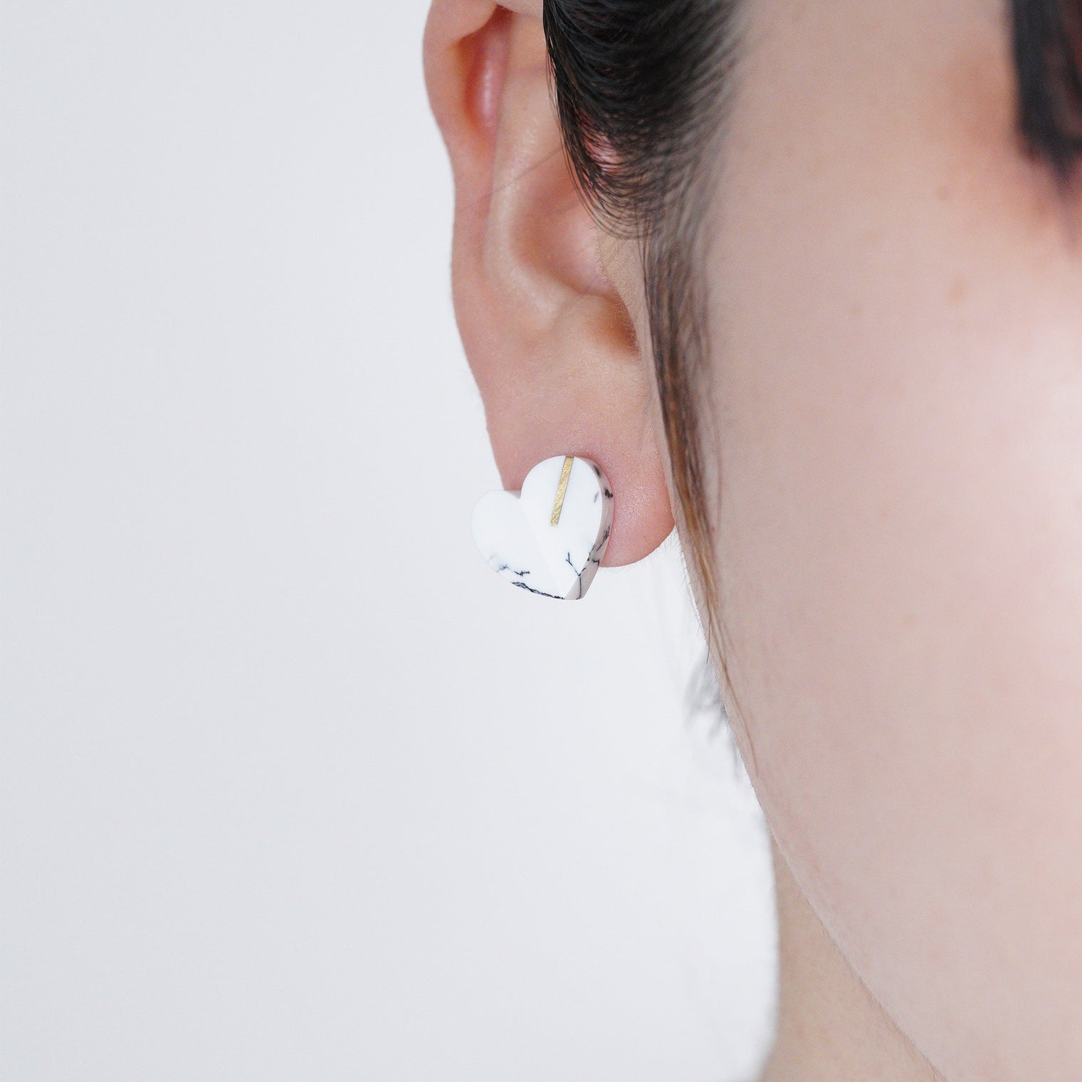 【 One of a kind 】Heart pierced earring (Dendritic opal / K10 post)