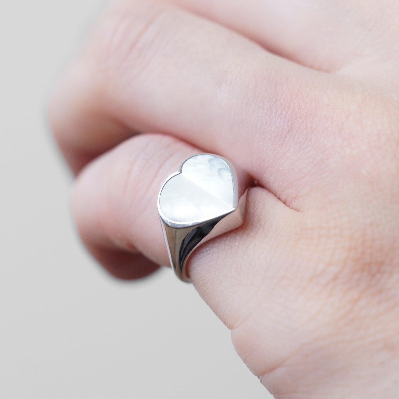 mini Heart ring (Mother of pearl)