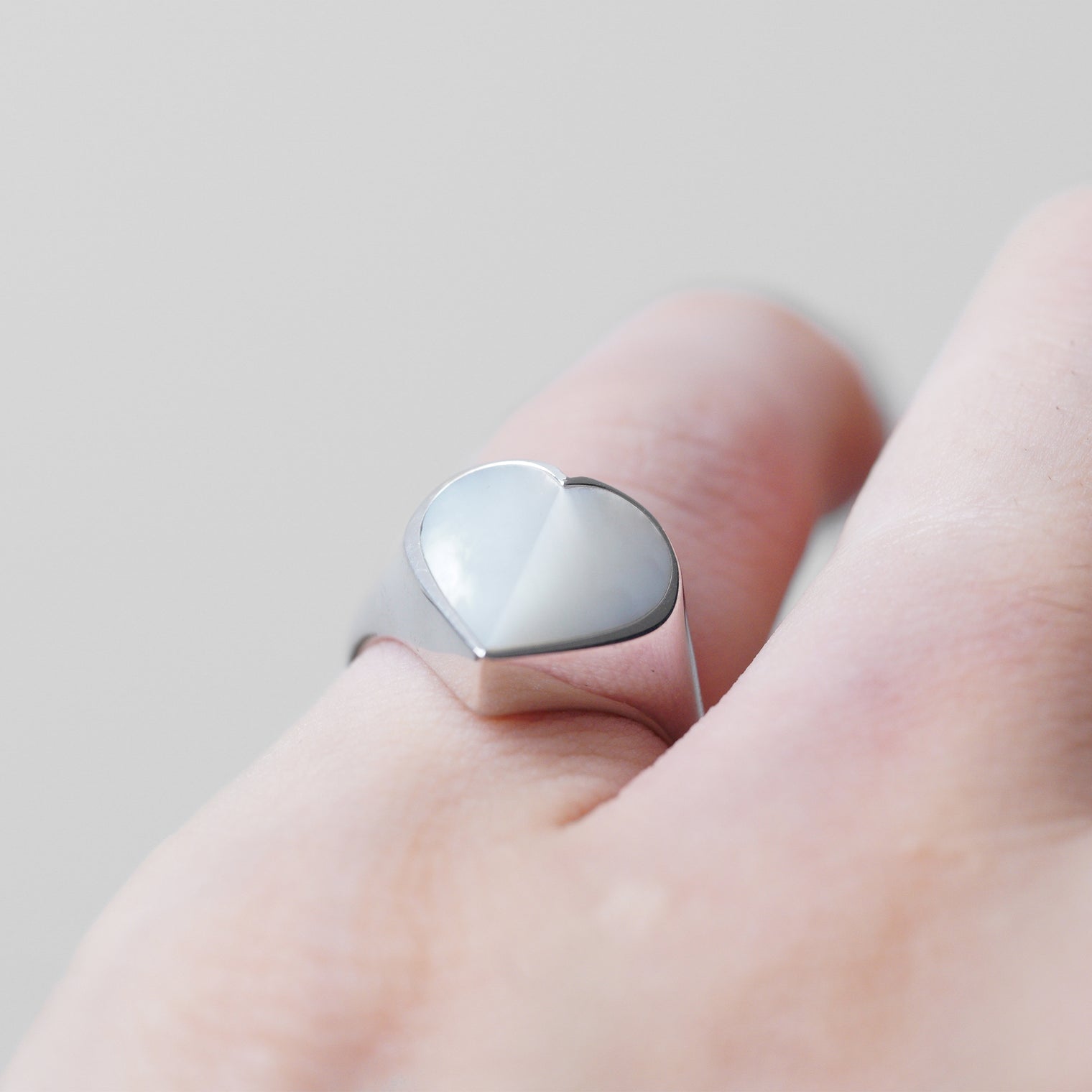 mini Heart ring (Mother of pearl)