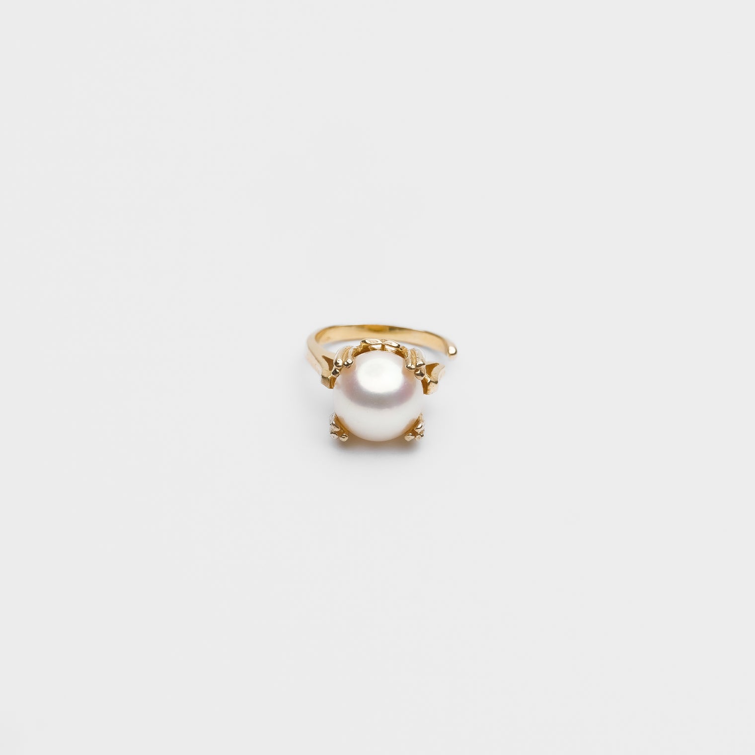 ring motif ear cuff (gold /pearl)