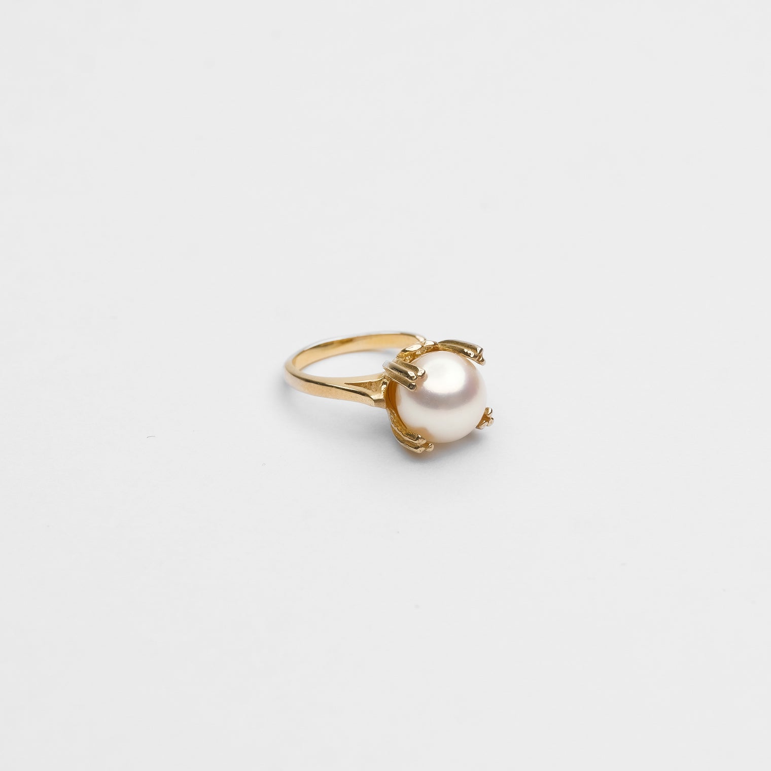 ring motif ear cuff (gold /pearl)