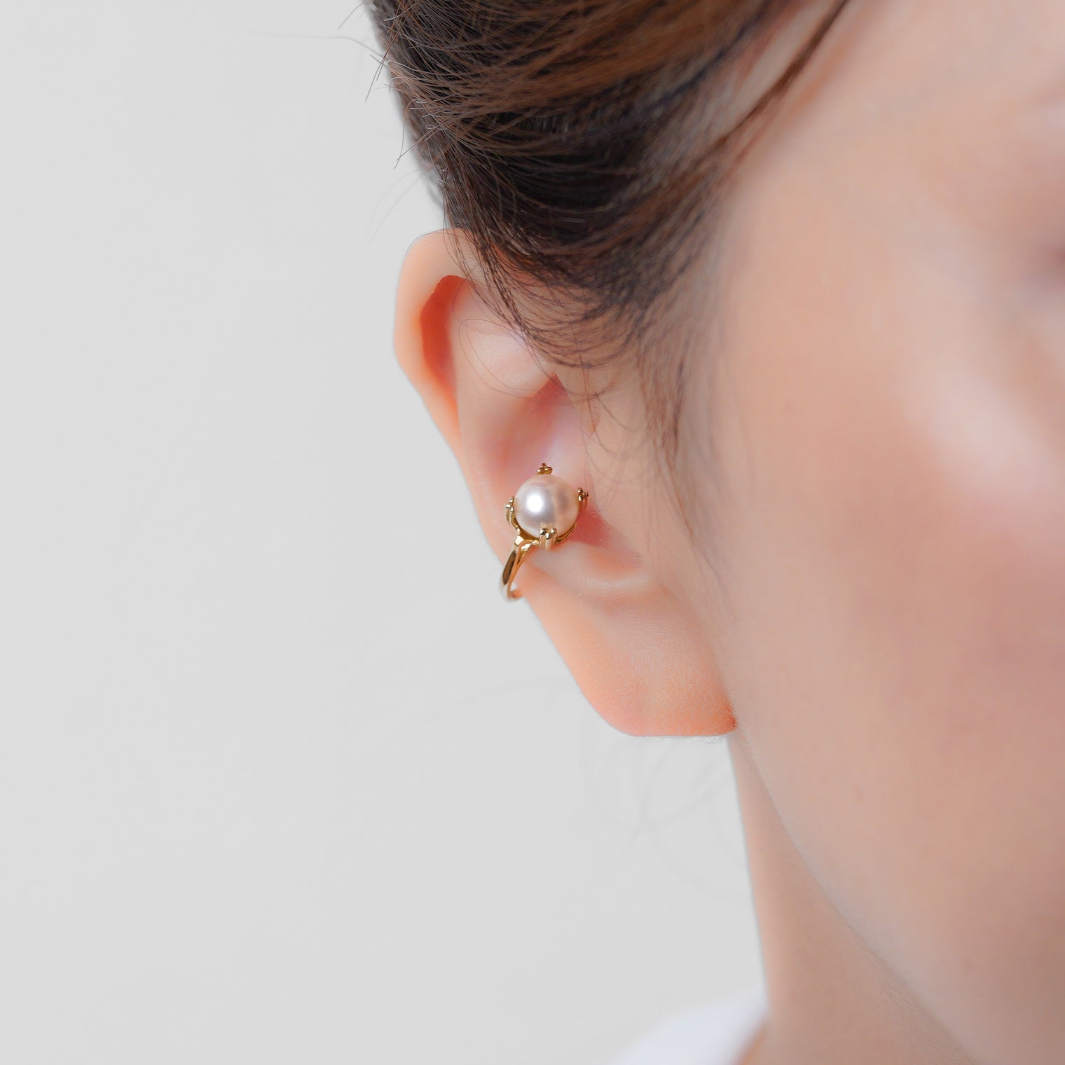 ring motif ear cuff (gold /pearl)