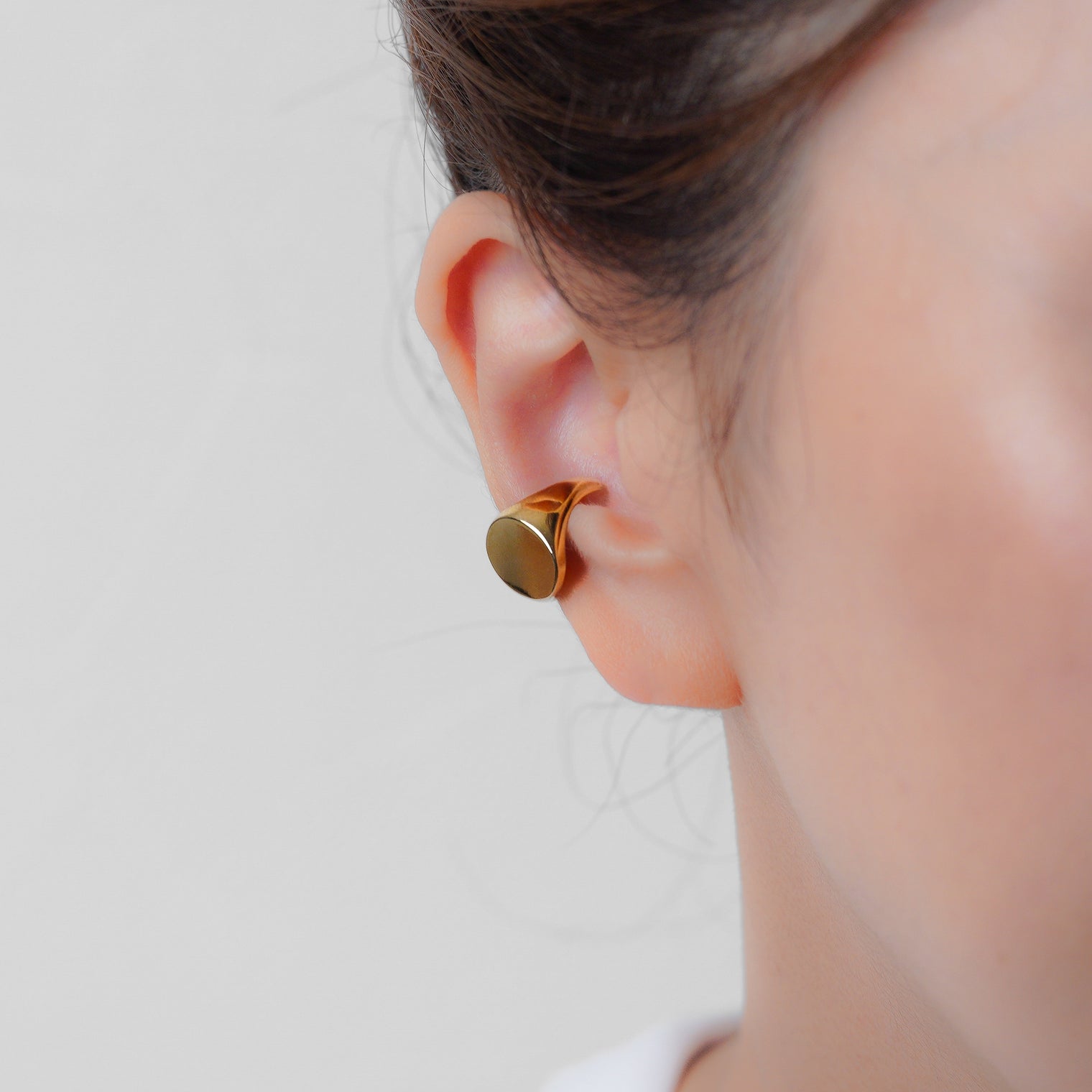 Signet ear cuff (gold) / (silver)