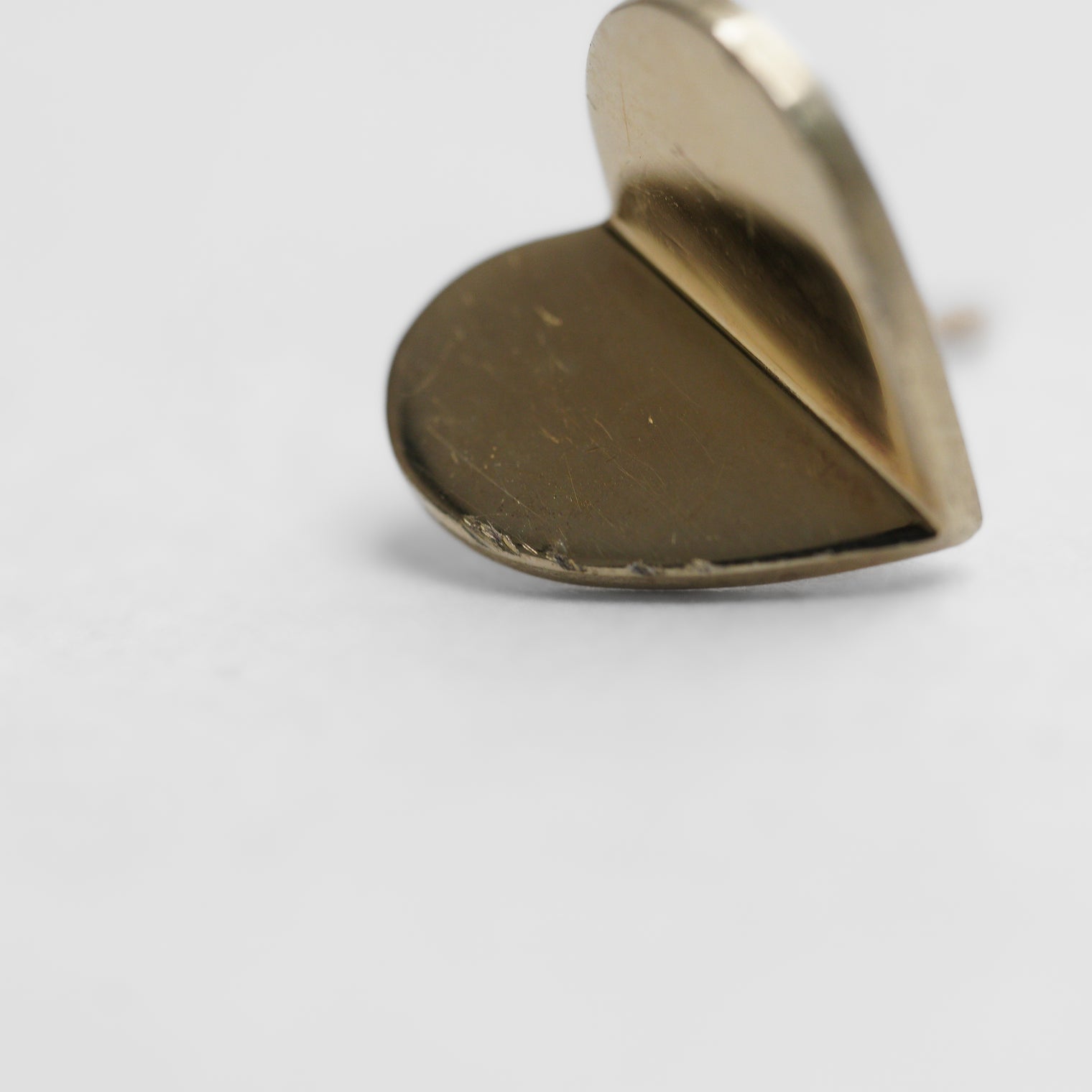 【an-other】Tiny heart pierce (gold)