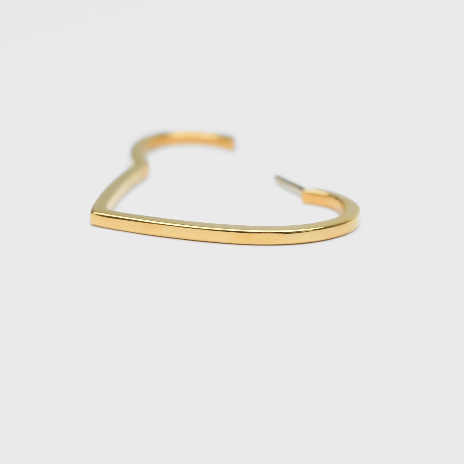 Hoop heart pierced earring (middle / gold)