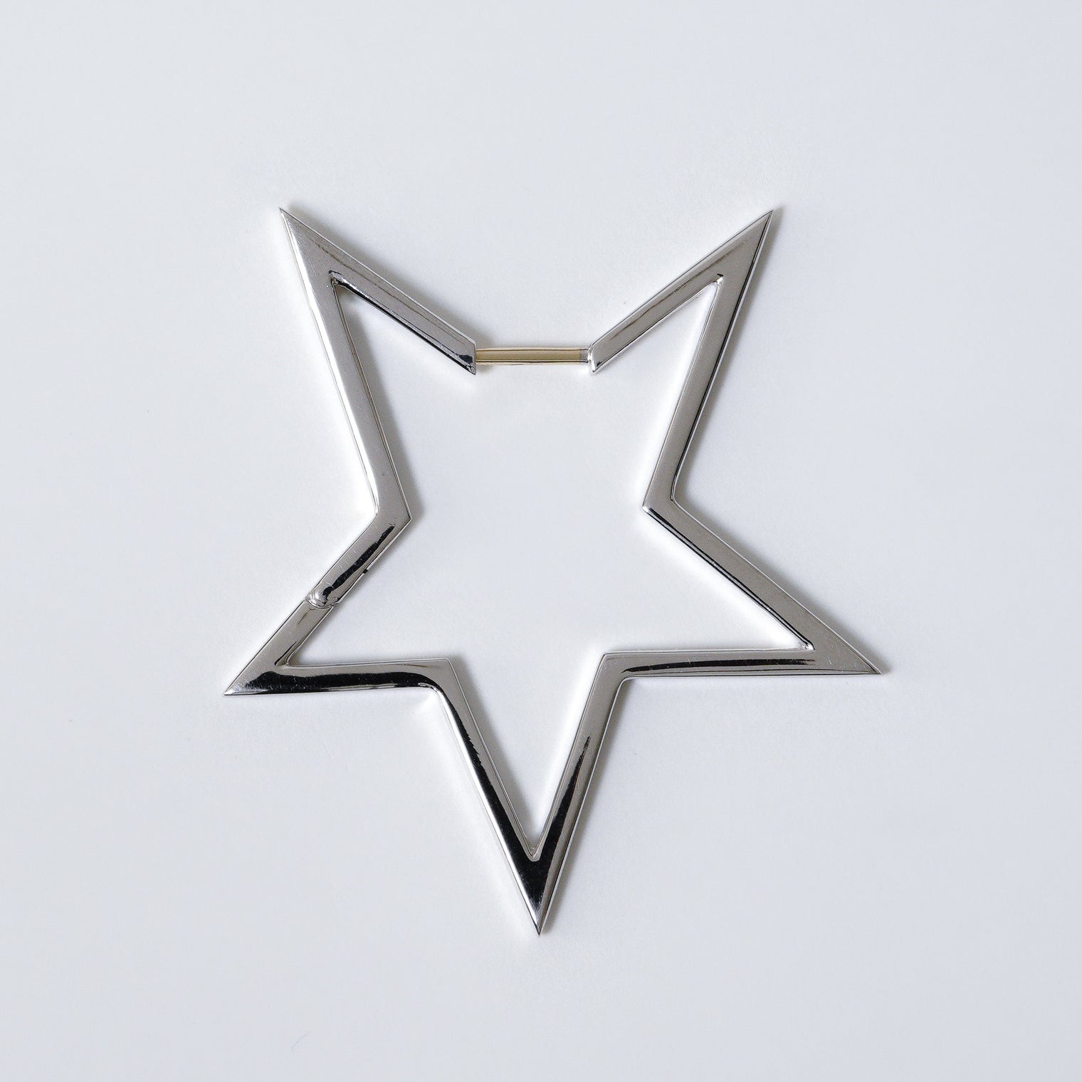 Hoop star pierced earring (Silver)