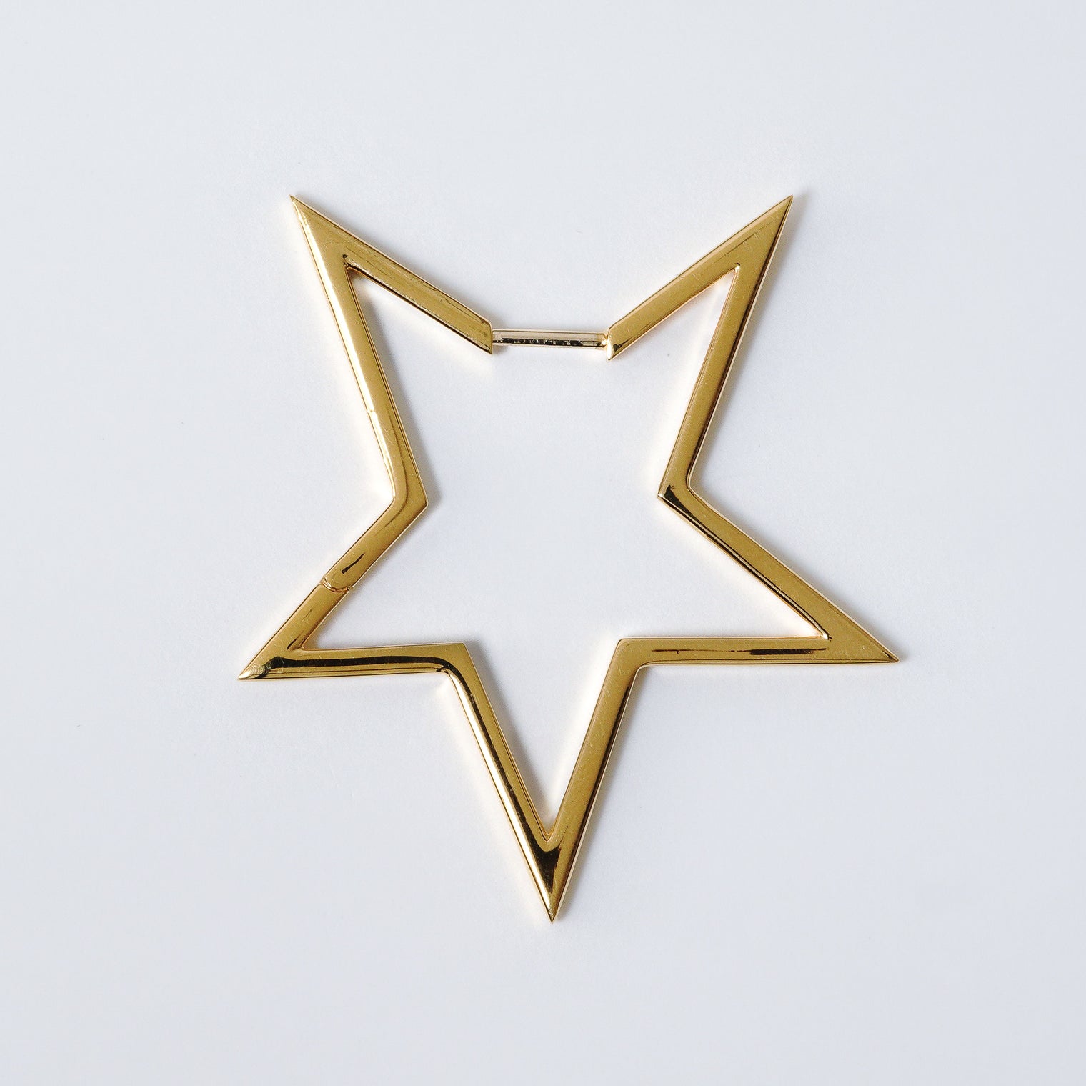 Hoop star pierced earring (Gold)
