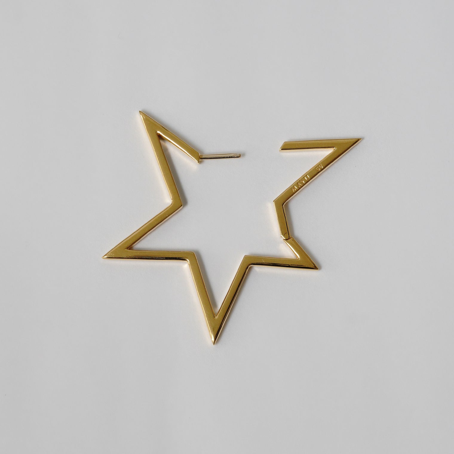 Hoop star pierced earring (Gold)