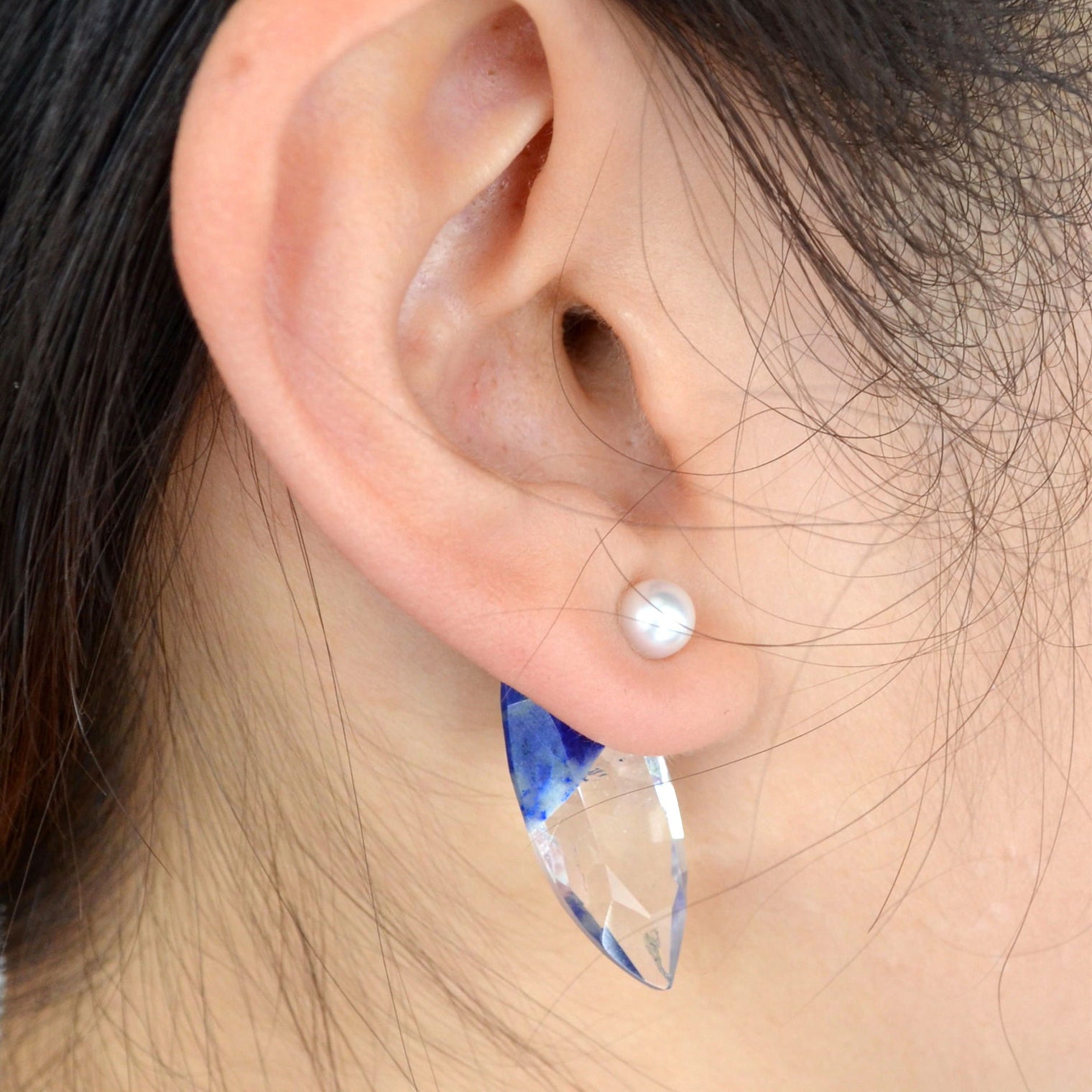 semi precious stone pierce (marquise / blue)