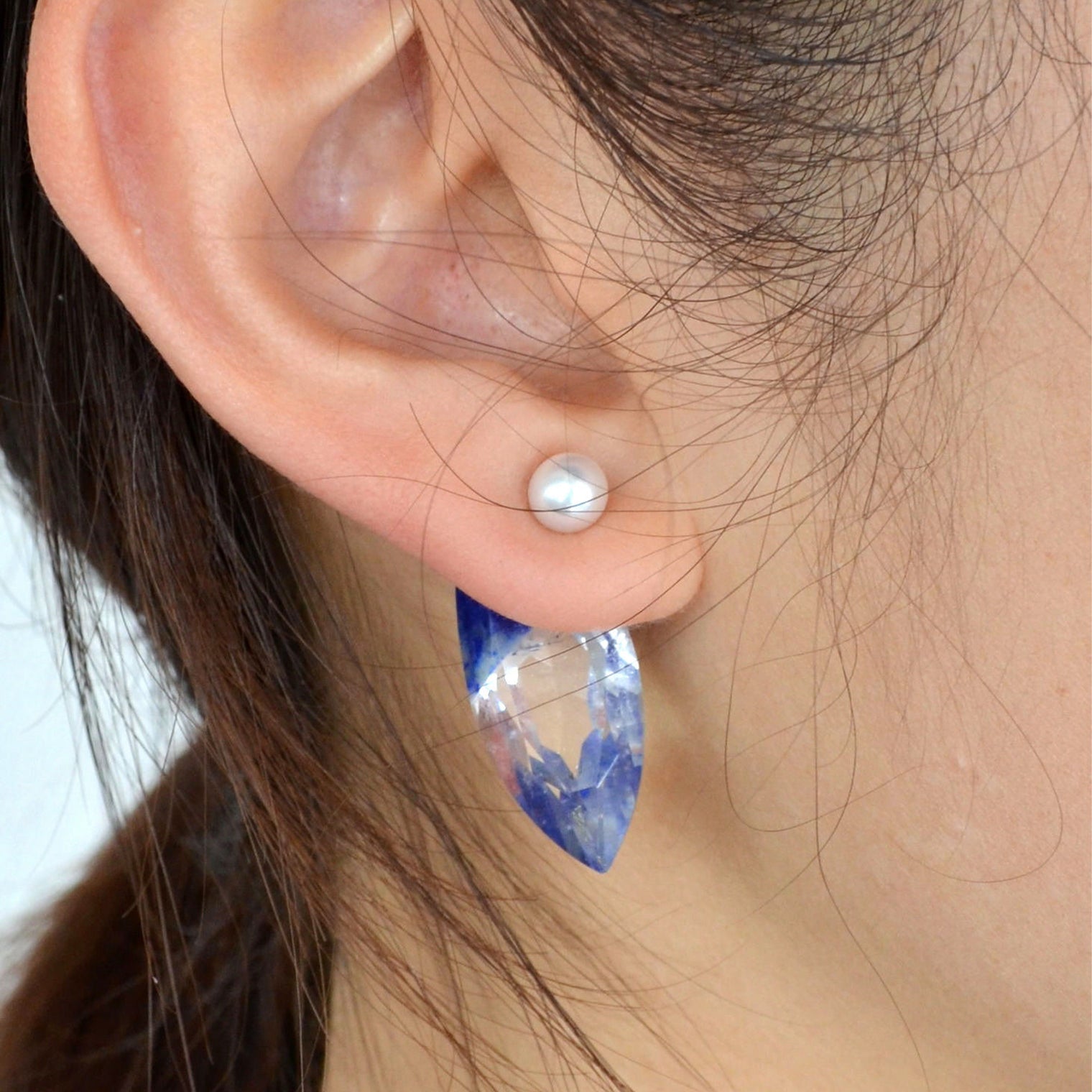 semi precious stone pierce (marquise / blue)