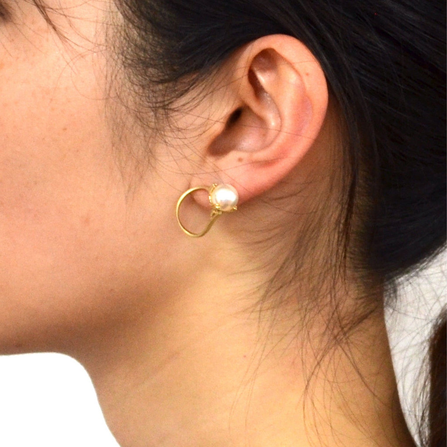 ring motif pierce (pearl / gold)