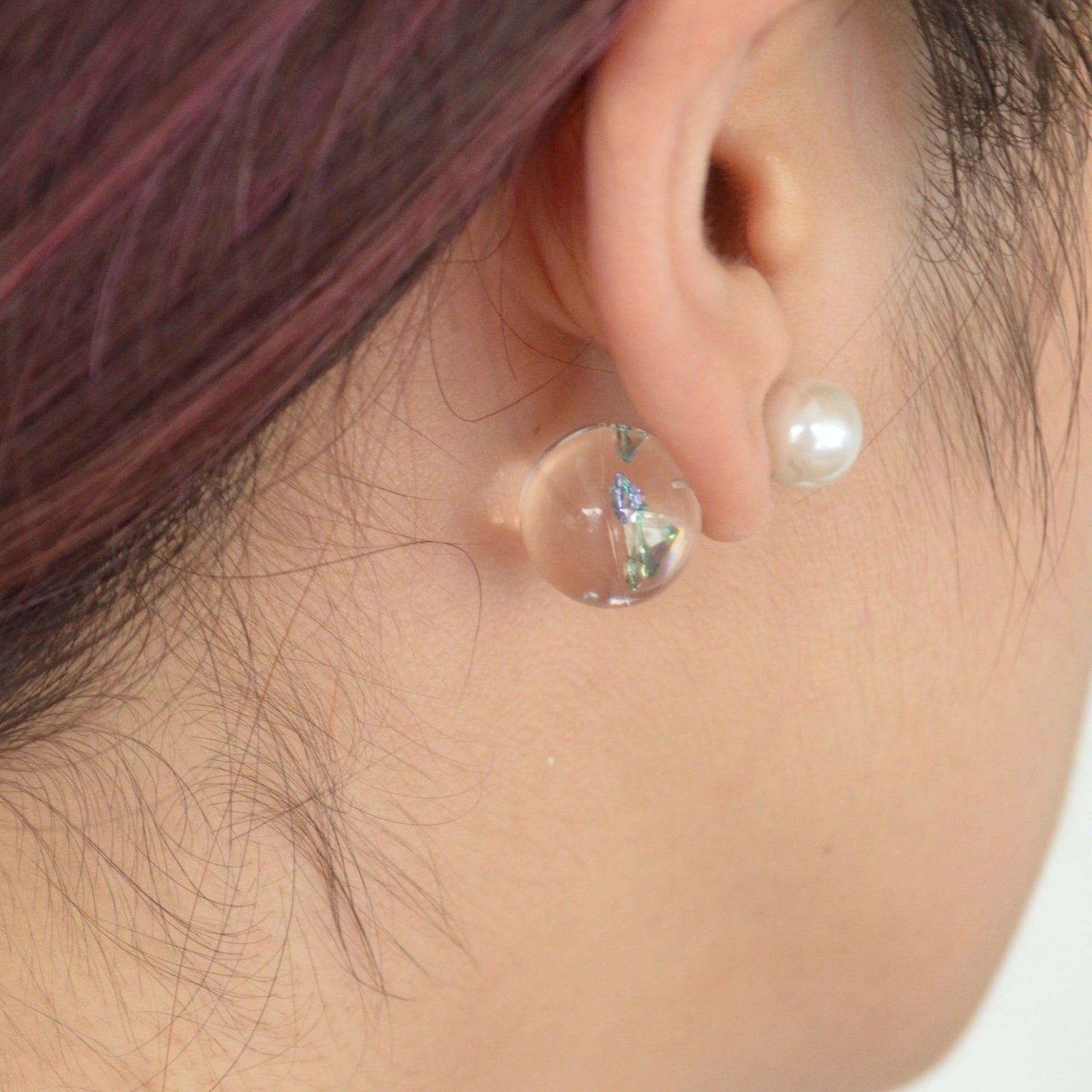 inclusion pierce (5 pieces cubic zirconias / blue color)