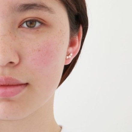 3 pearls gold catch pierce