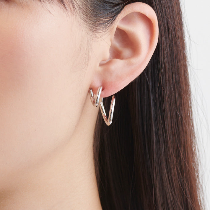 Silver line pierce(13mm line×19mm line/crystal glass/Silver)