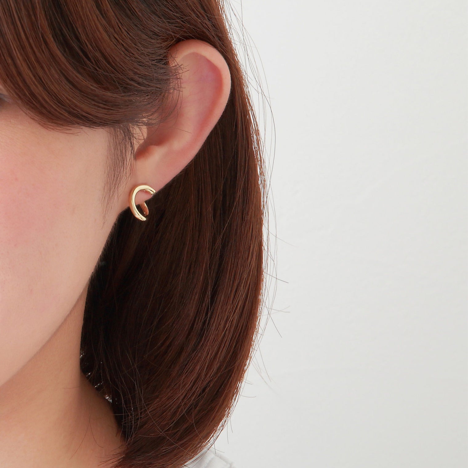 Gold line pierce(13㎜ line/Front type/crystal glass/Gold catch)