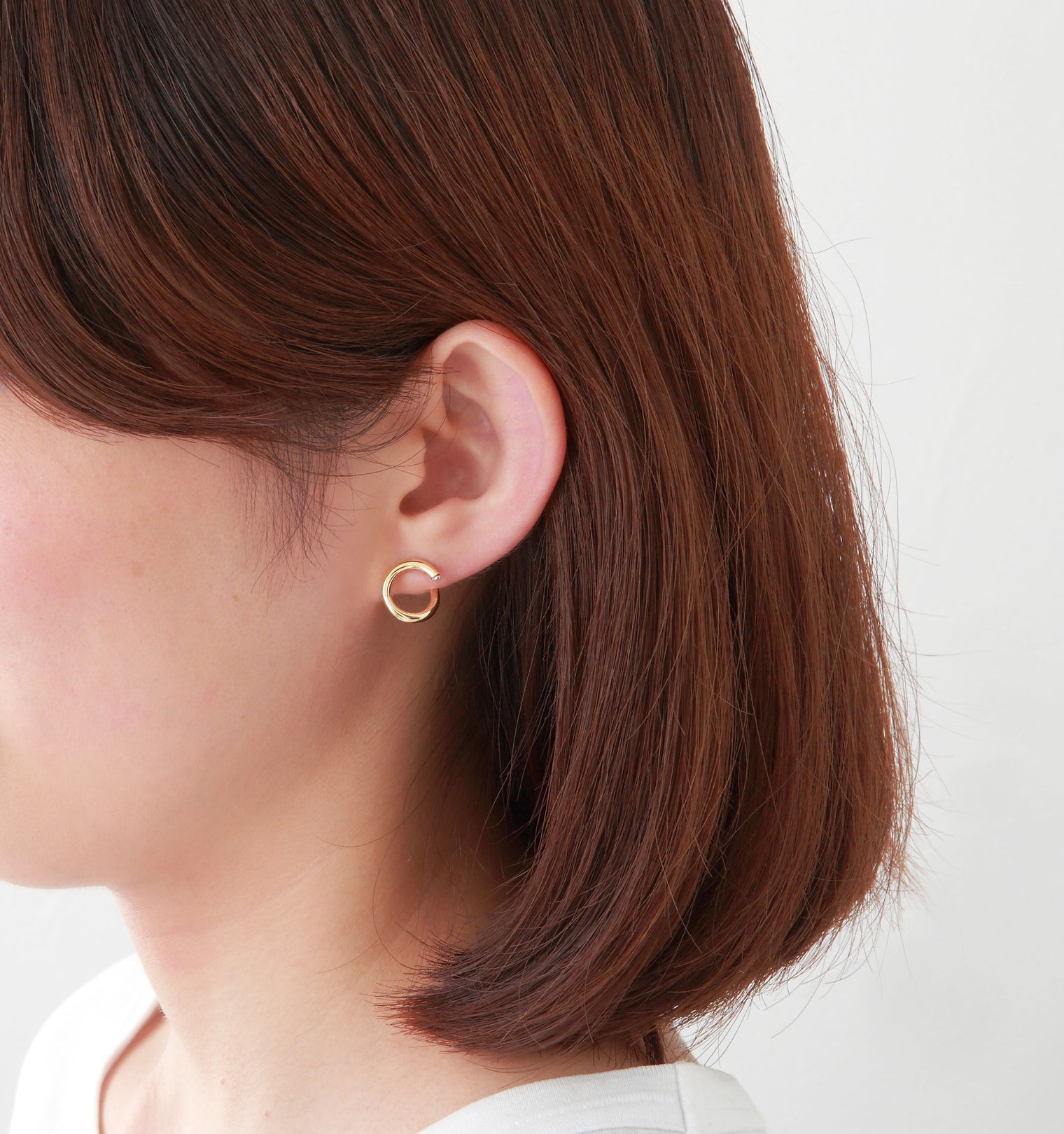 Gold line pierce(13㎜ line/Front type/crystal glass/Gold catch)