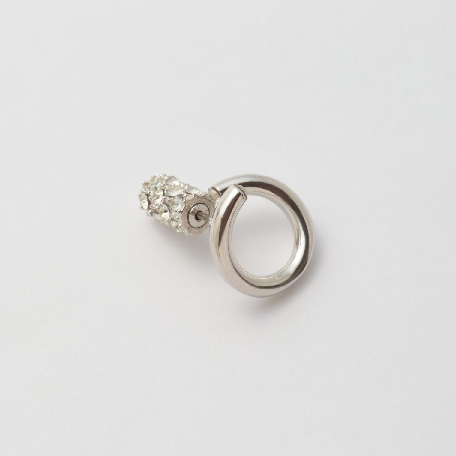 Silver line pierce(13㎜ line/Front type/crystal glass/Silver catch)