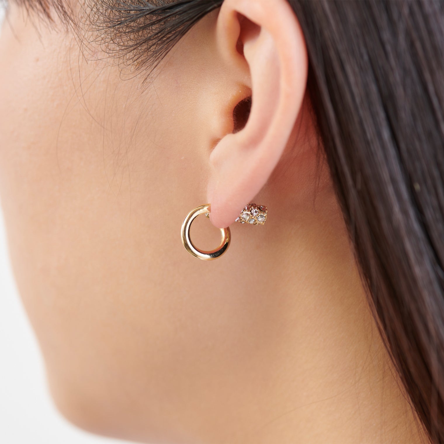 Gold line pierce(13㎜ line/Vertical type/crystal glass/Gold catch)
