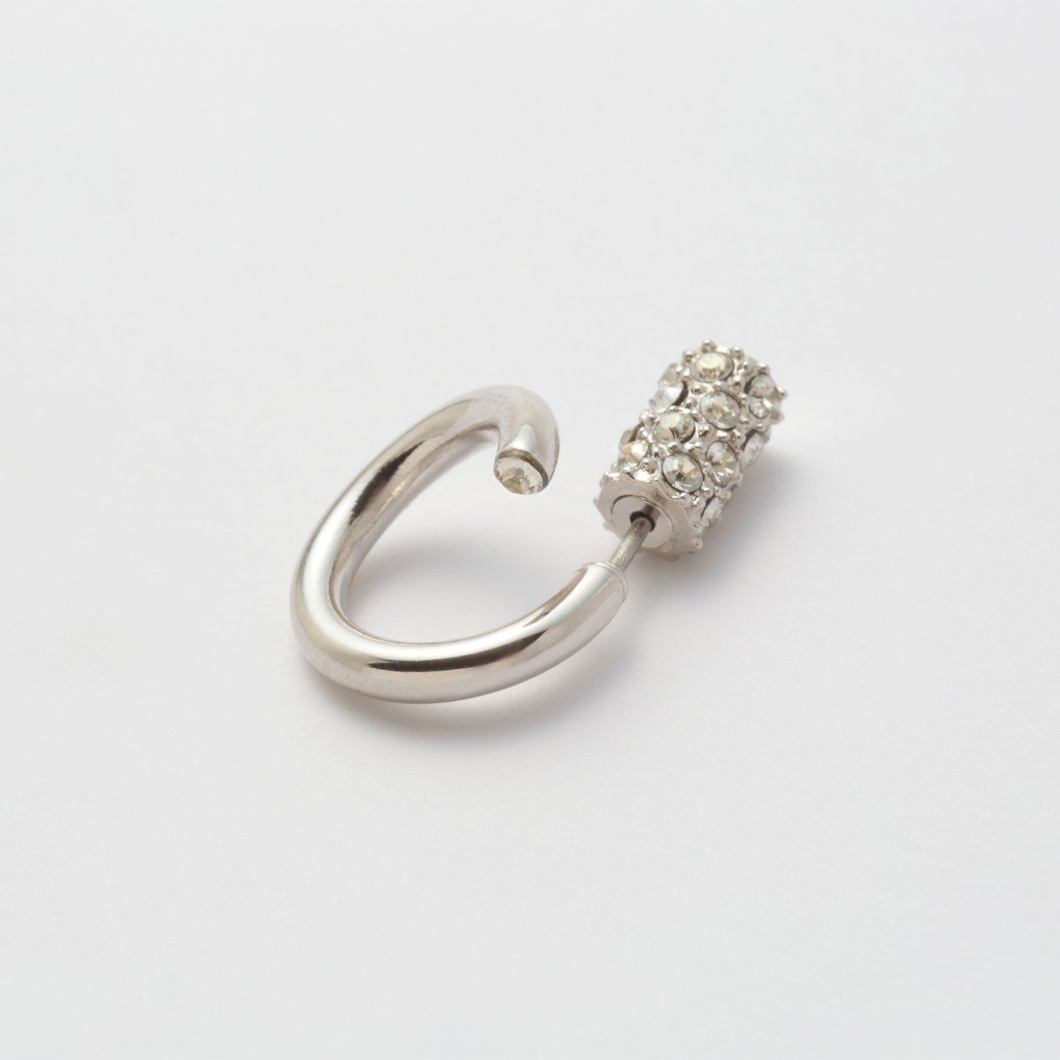 Silver line pierce(13㎜ line/Vertical type/crystal glass/Silver catch)