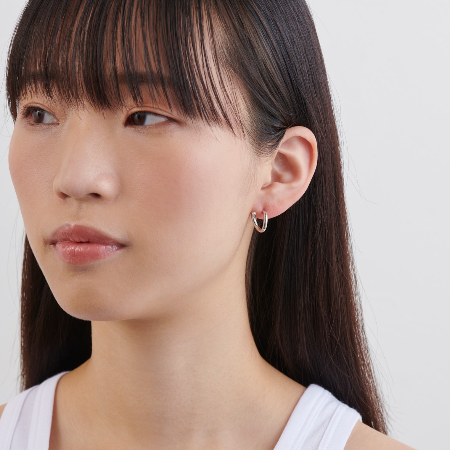 Silver line pierce(13㎜ line/Vertical type/crystal glass/Silver catch)