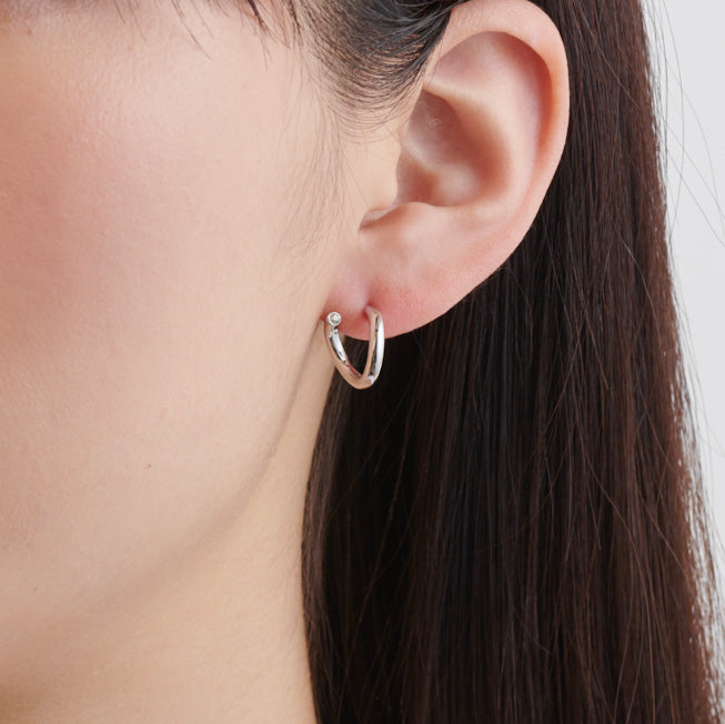 Silver line pierce(13㎜ line/Vertical type/crystal glass/Silver catch)