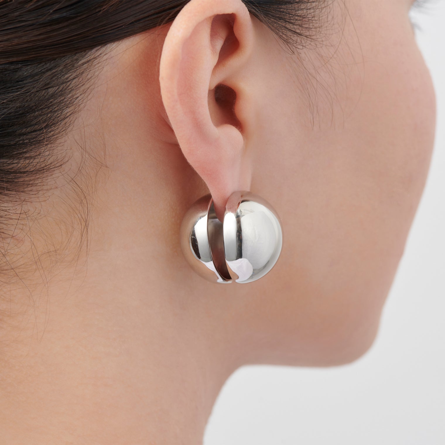 25mm sphere pierce (silver)